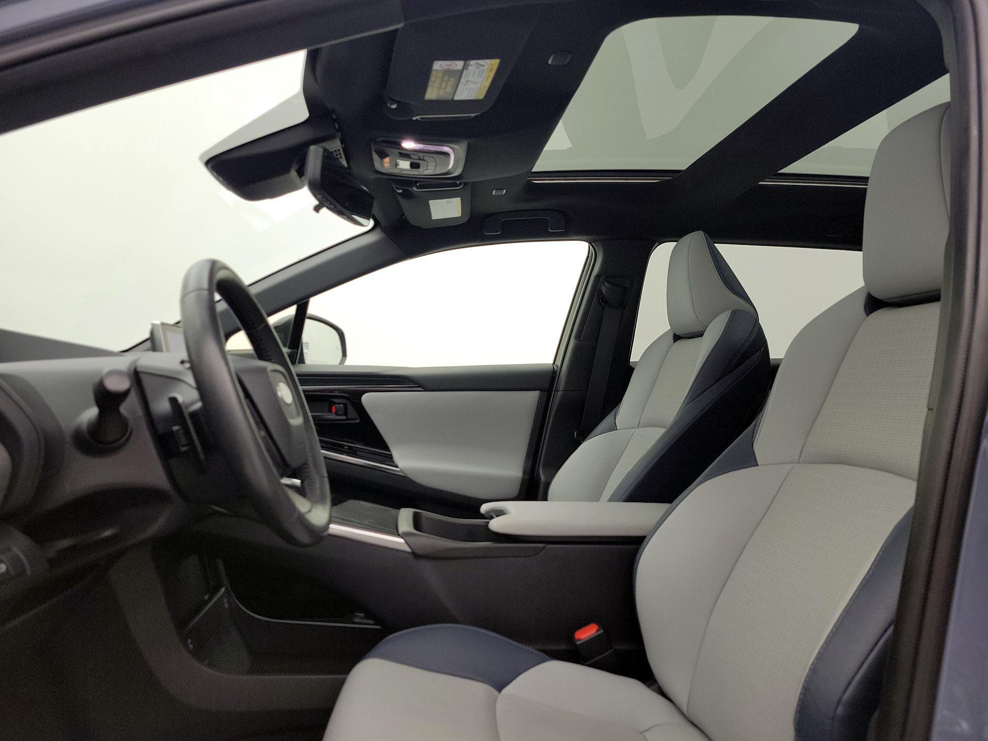 Thumbnail: 2023 Subaru Solterra - 19