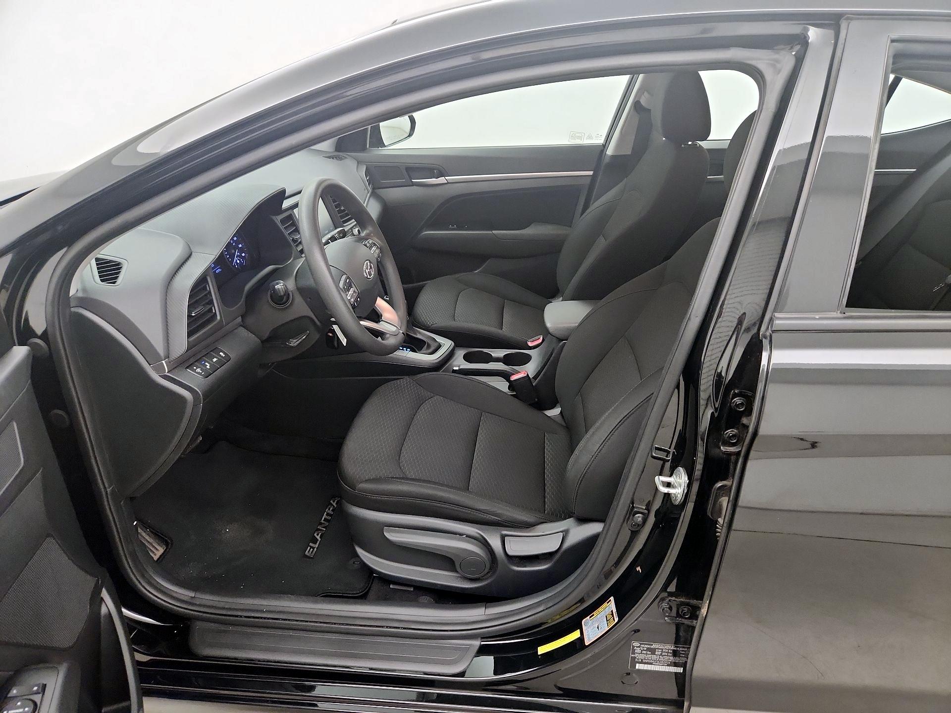 Thumbnail: 2020 Hyundai Elantra - 11