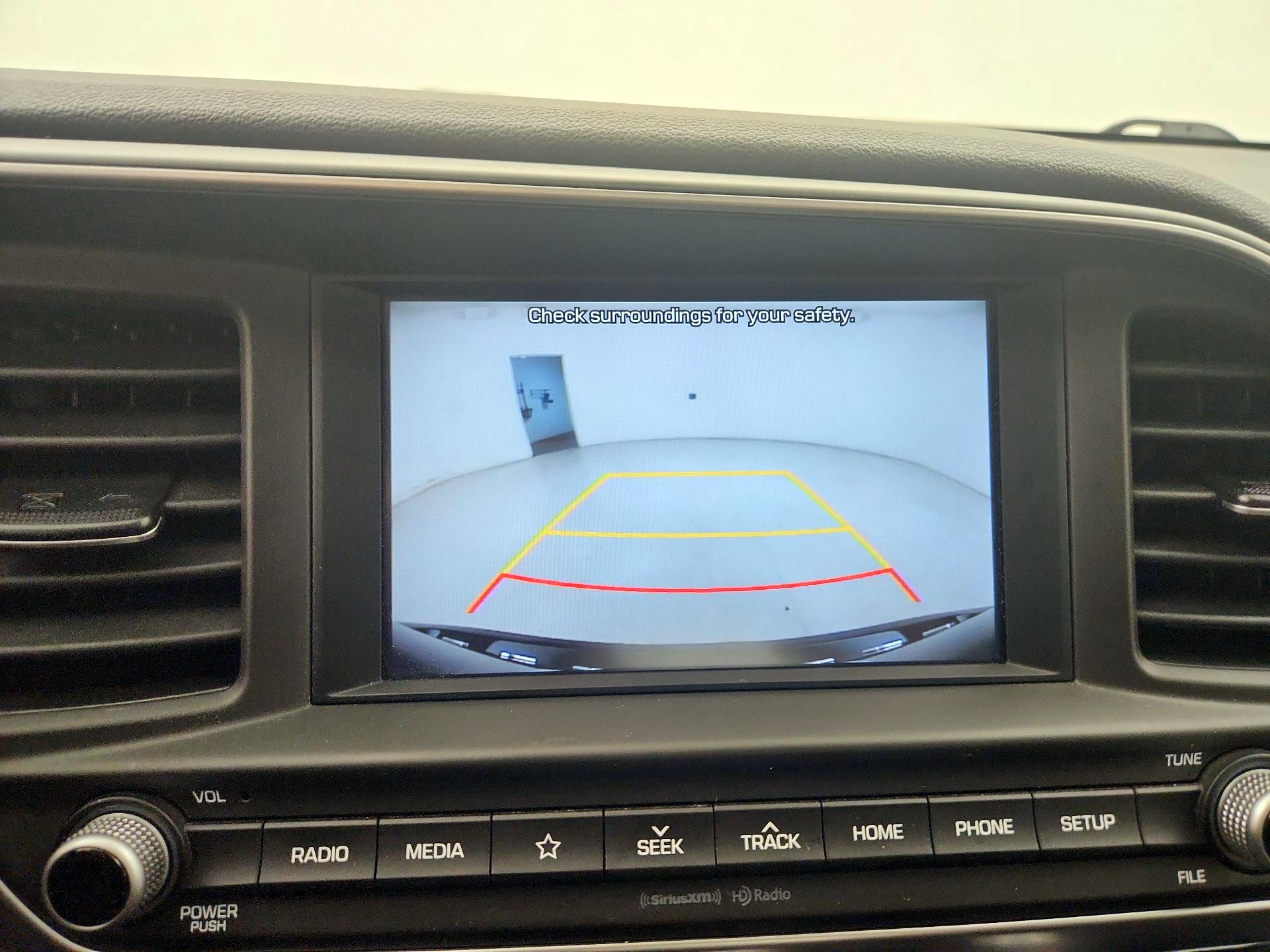 Thumbnail: 2020 Hyundai Elantra - 14