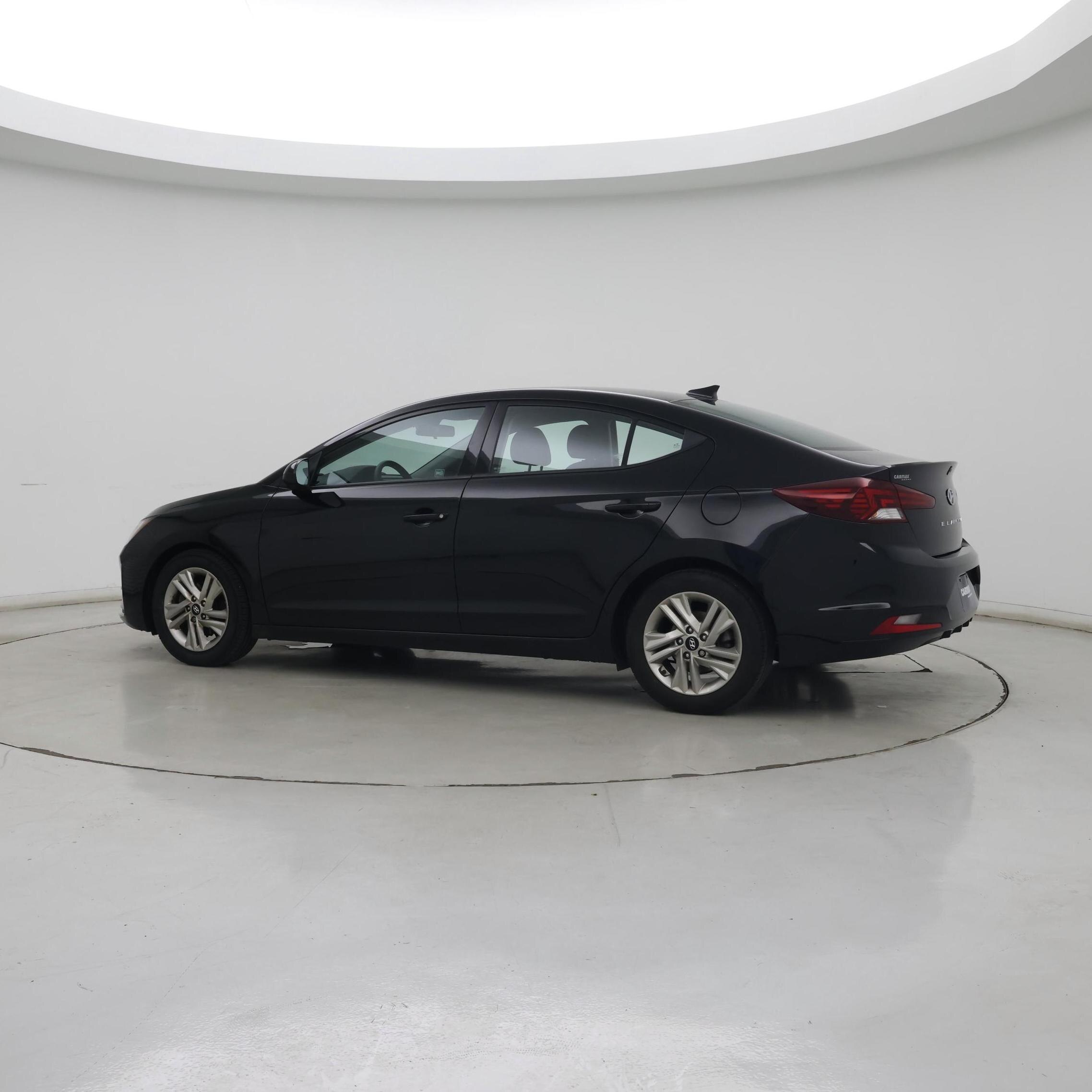 Thumbnail: 2020 Hyundai Elantra - 3