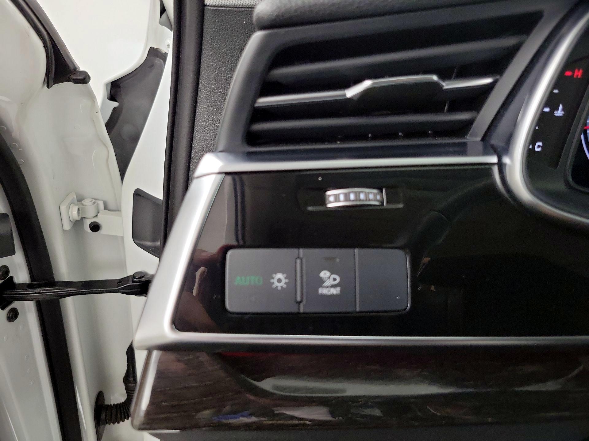 Thumbnail: 2023 Audi Q7 - 13