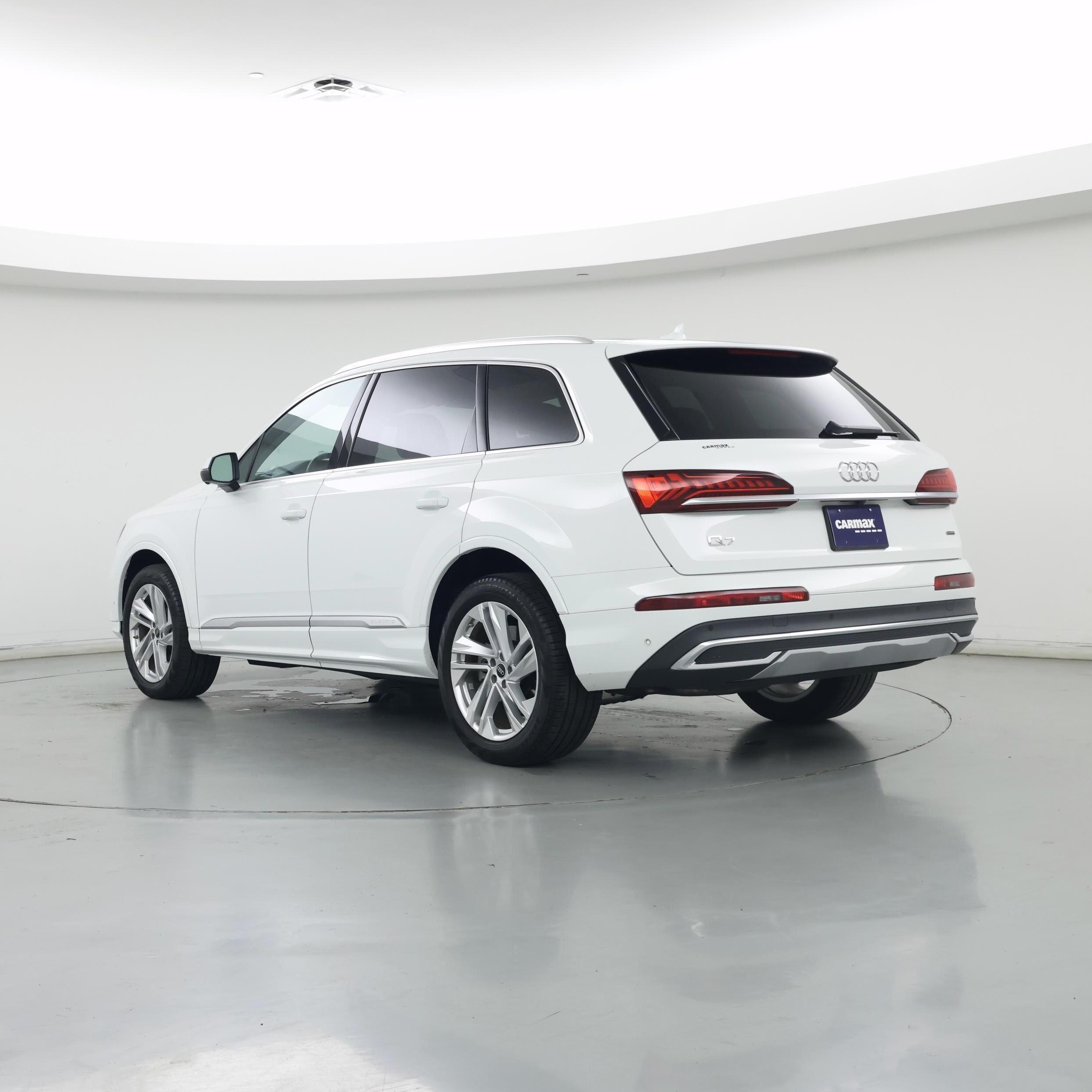 Thumbnail: 2023 Audi Q7 - 2