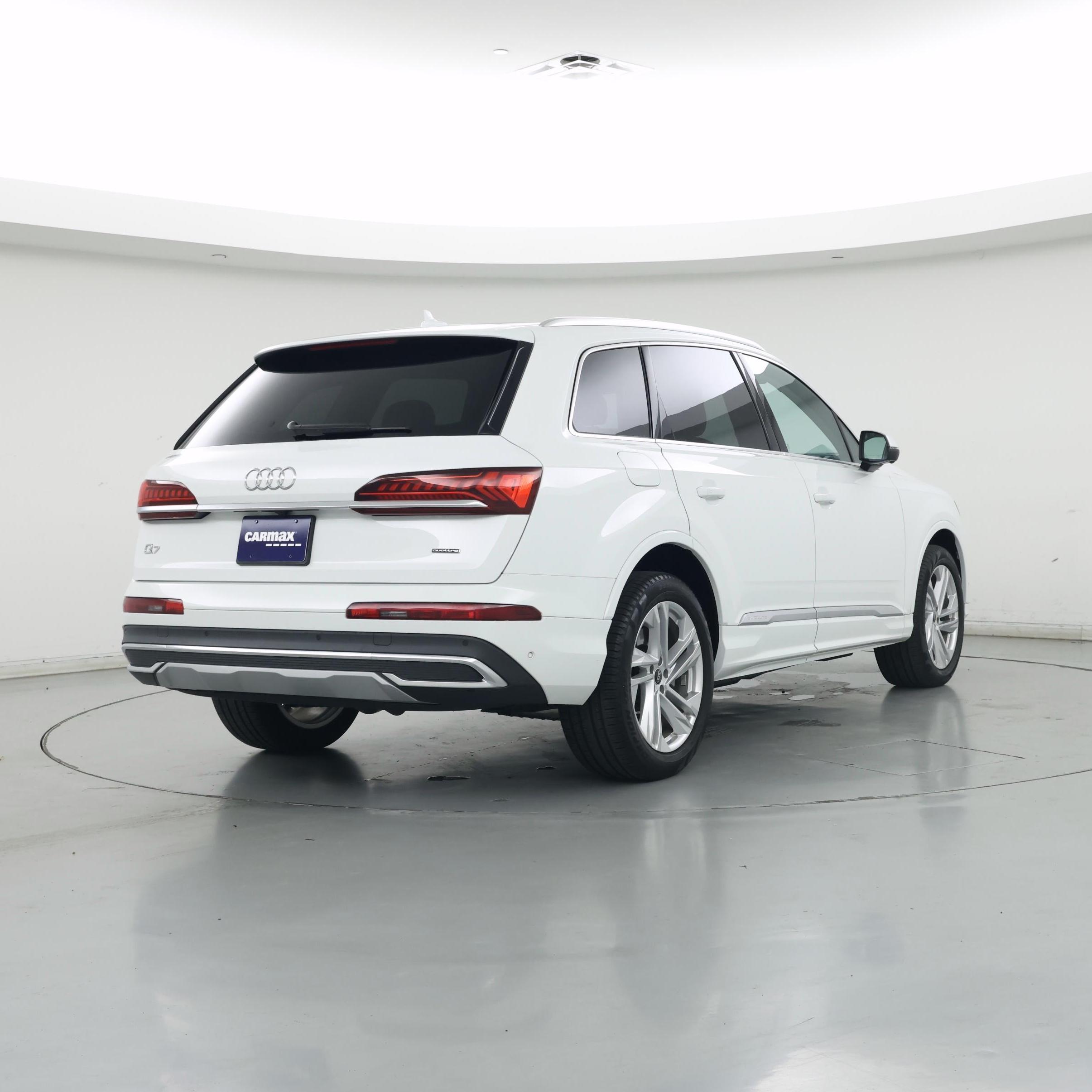 Thumbnail: 2023 Audi Q7 - 8