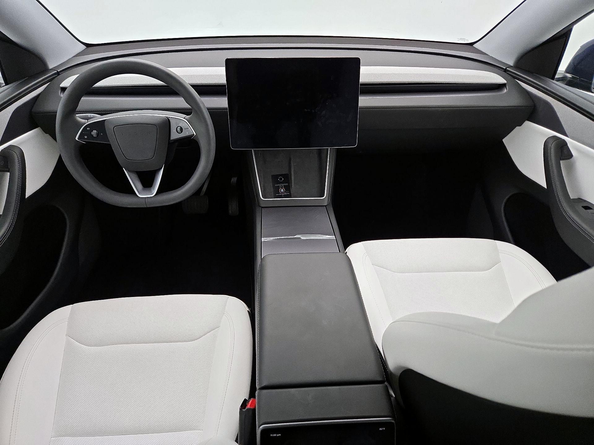 Thumbnail: 2026 Tesla Model Y - 9