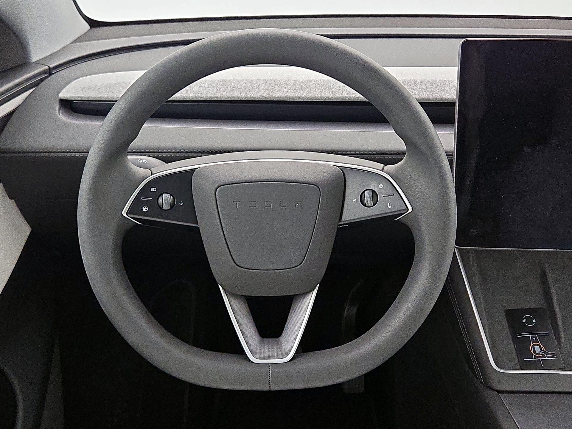 Thumbnail: 2026 Tesla Model Y - 10