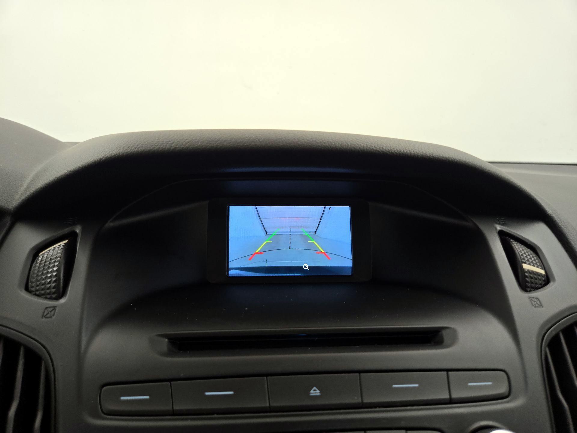 Thumbnail: 2015 Ford Focus - 14