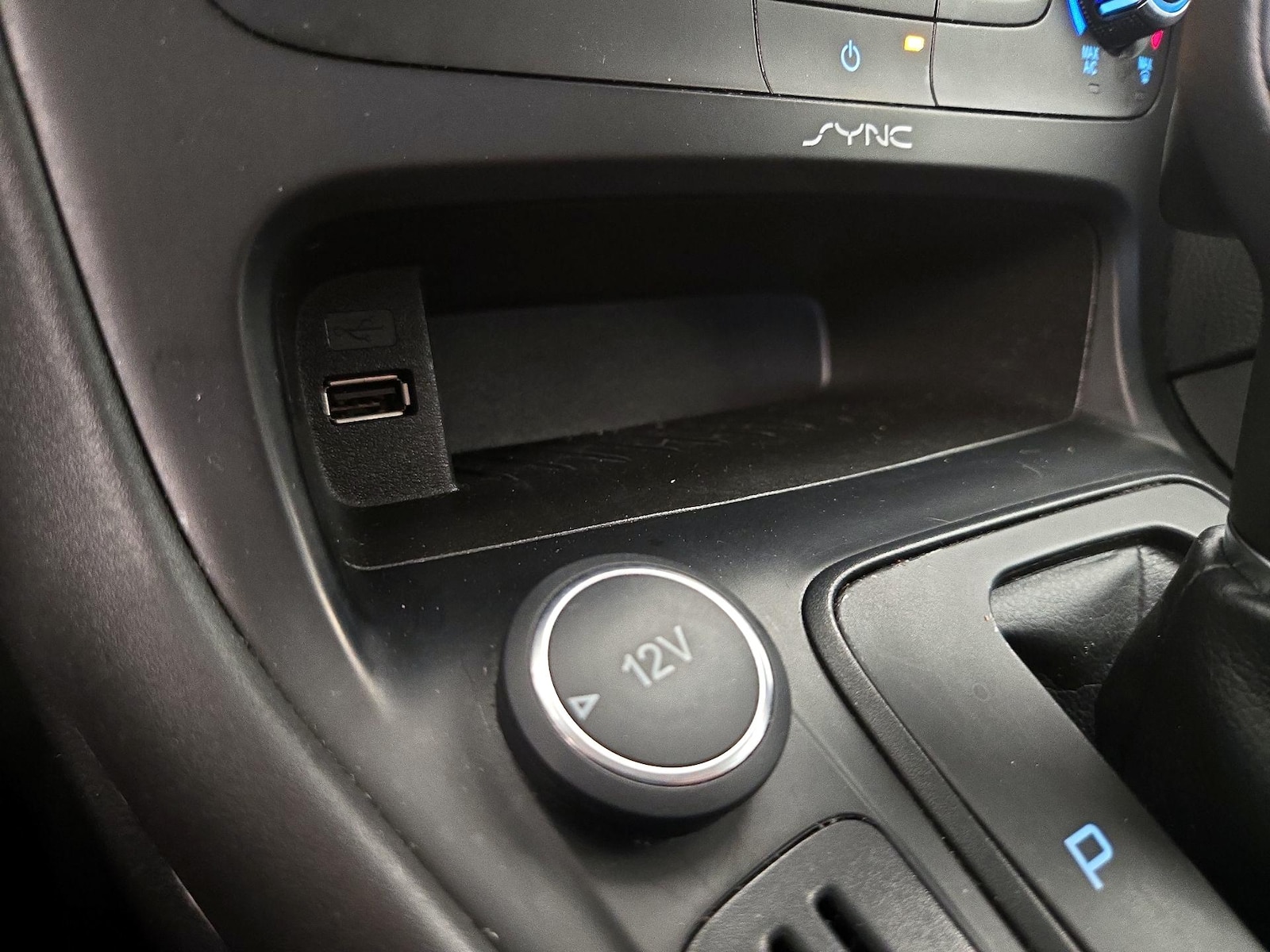 2015 Ford Focus SE - Photo 19