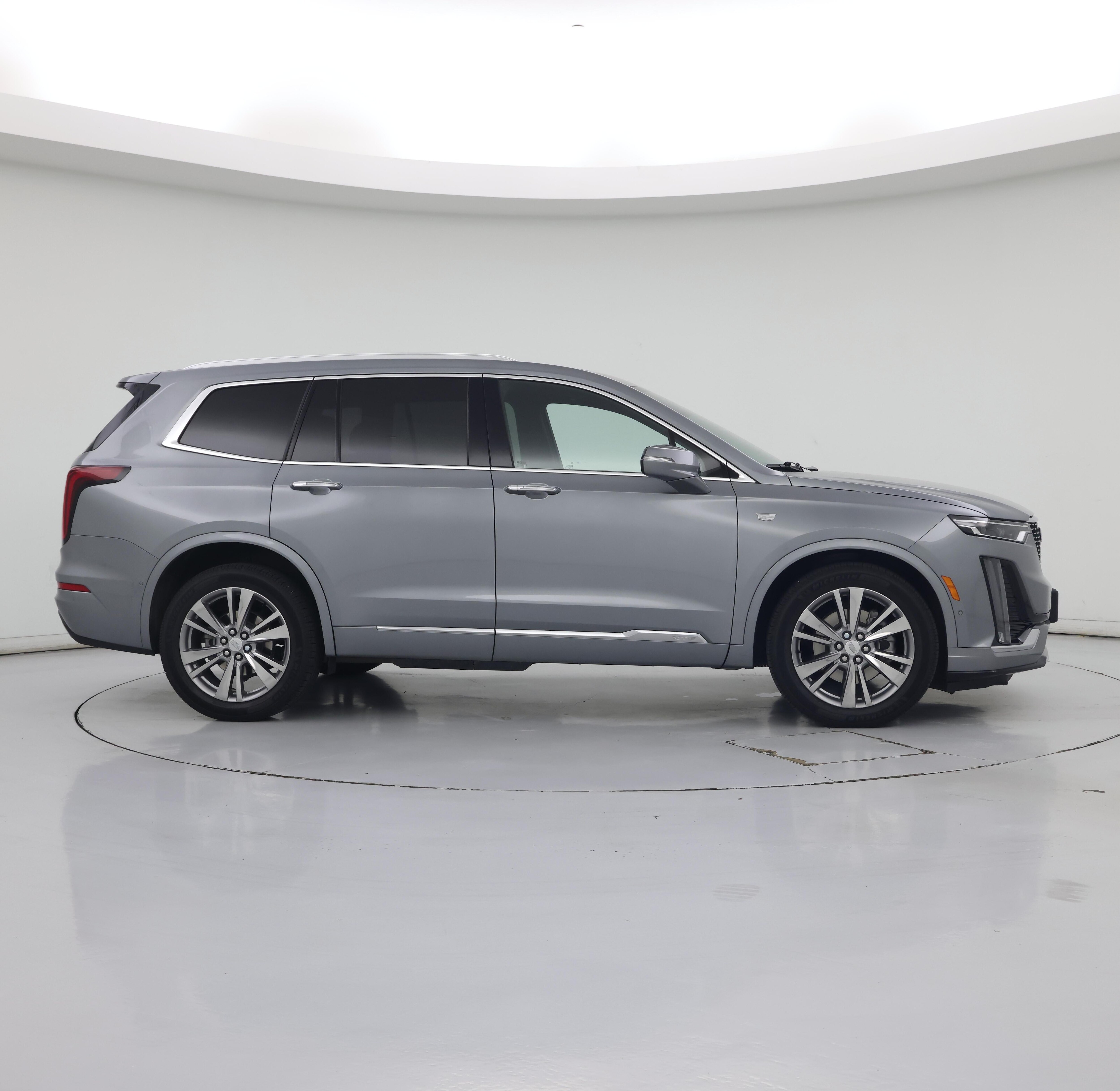 Thumbnail: 2023 Cadillac XT6 - 7