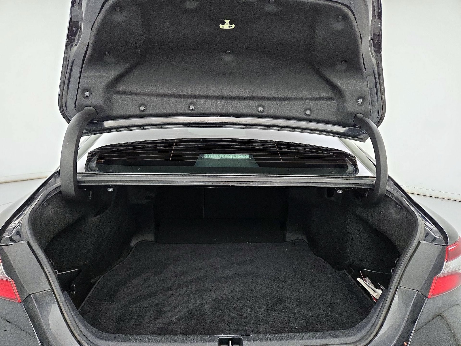 2023 Toyota Camry SE - Photo 21
