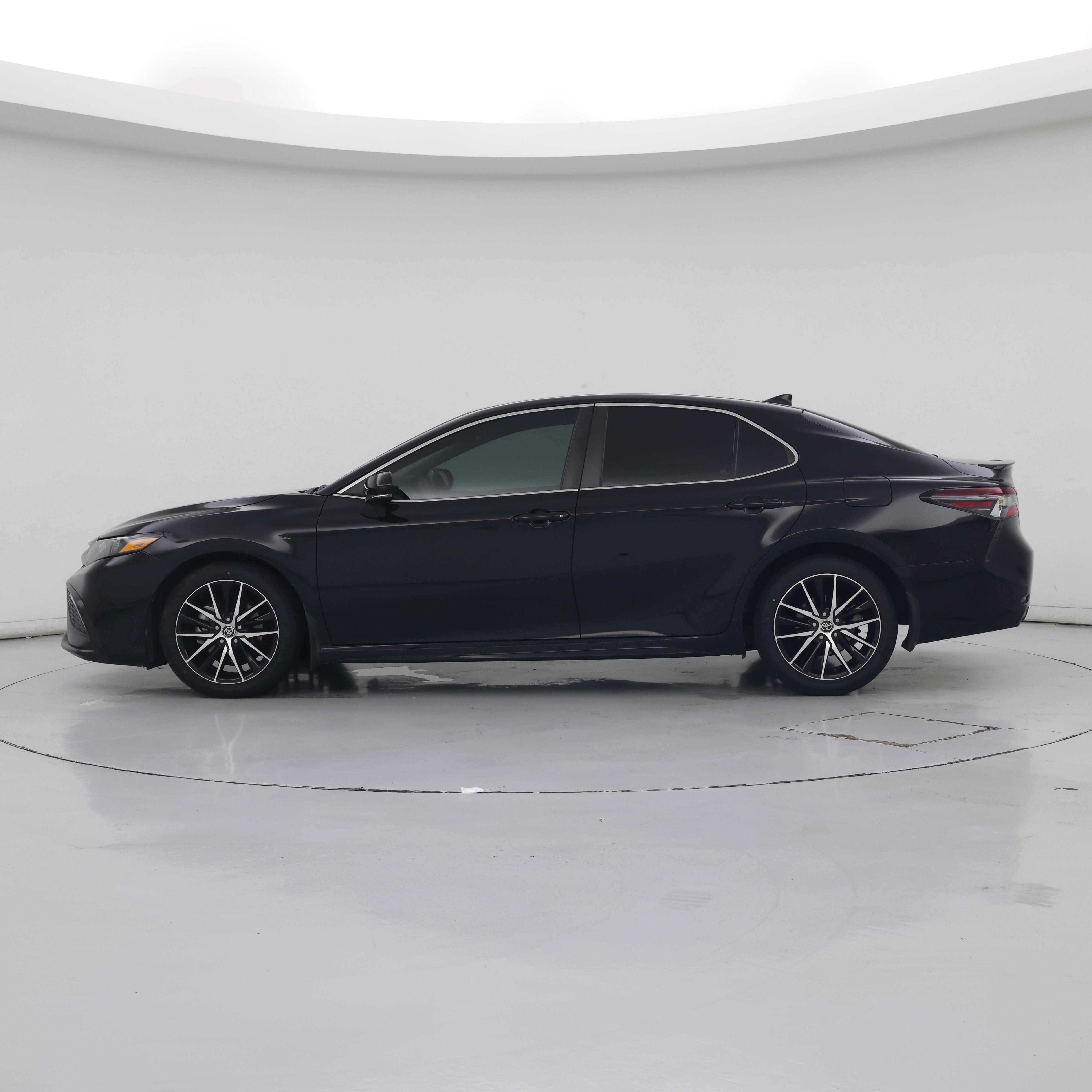 Thumbnail: 2023 Toyota Camry - 3