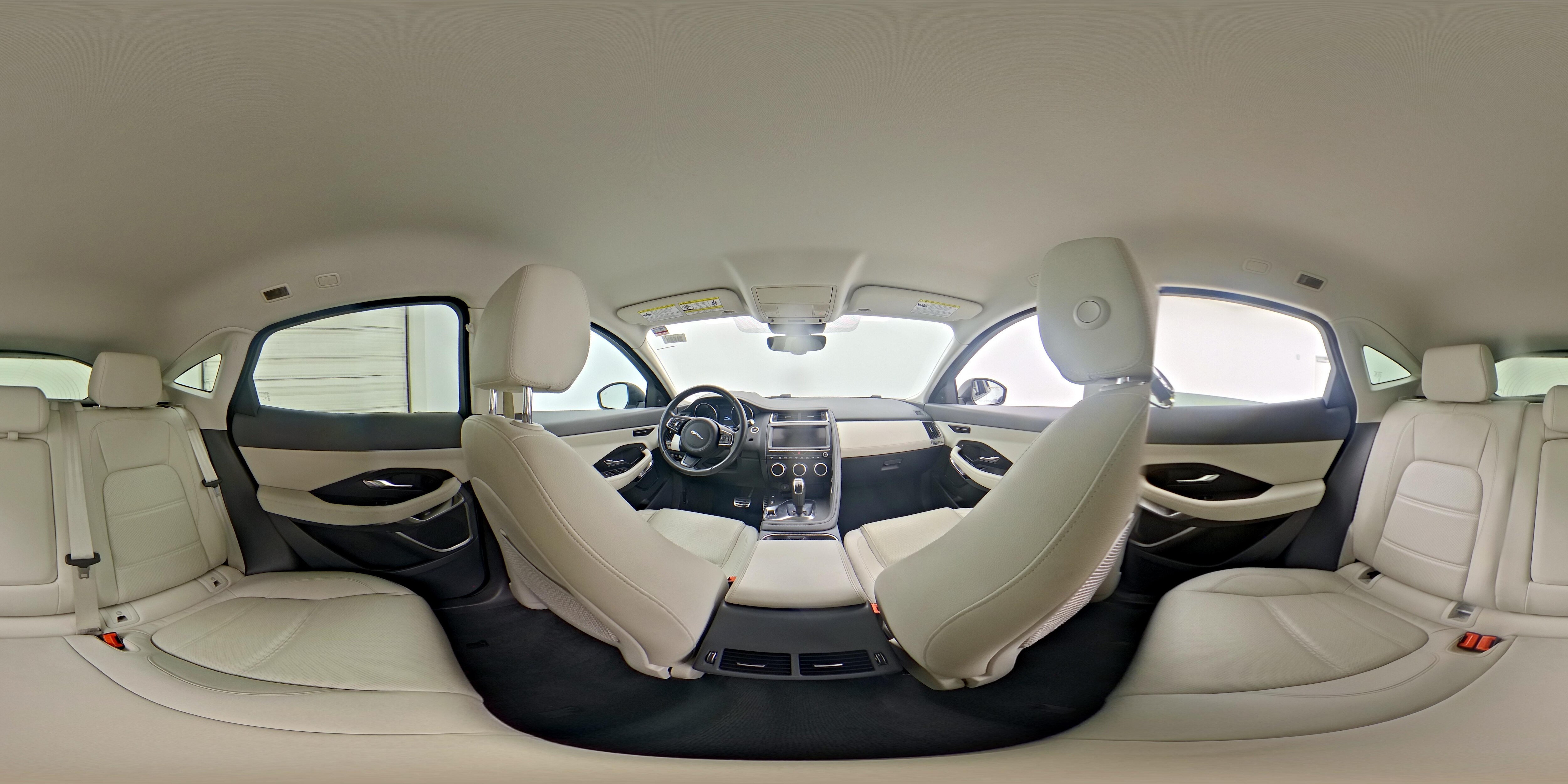 2019 Jaguar E-PACE SE - Photo 25