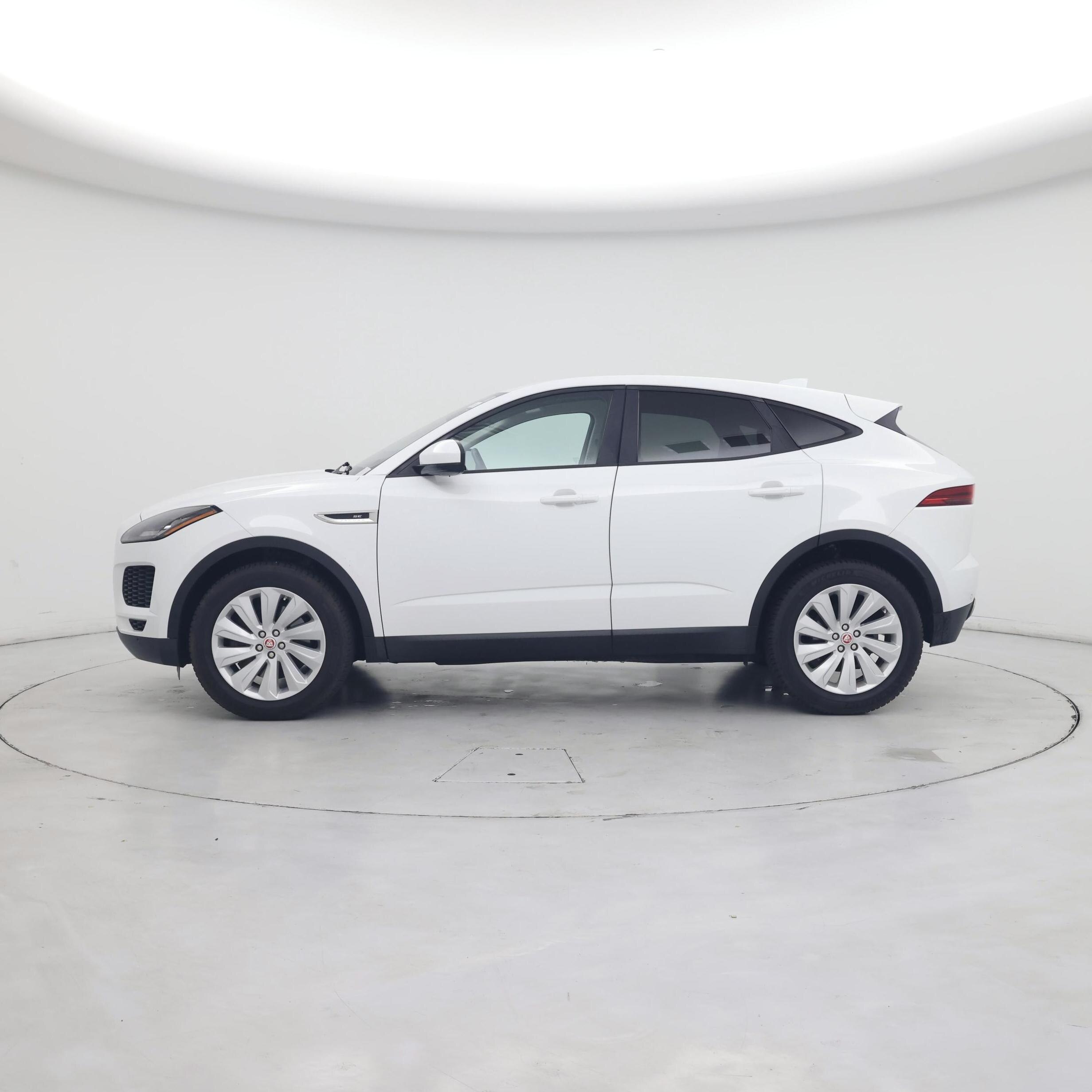 Thumbnail: 2019 Jaguar E-Pace - 3