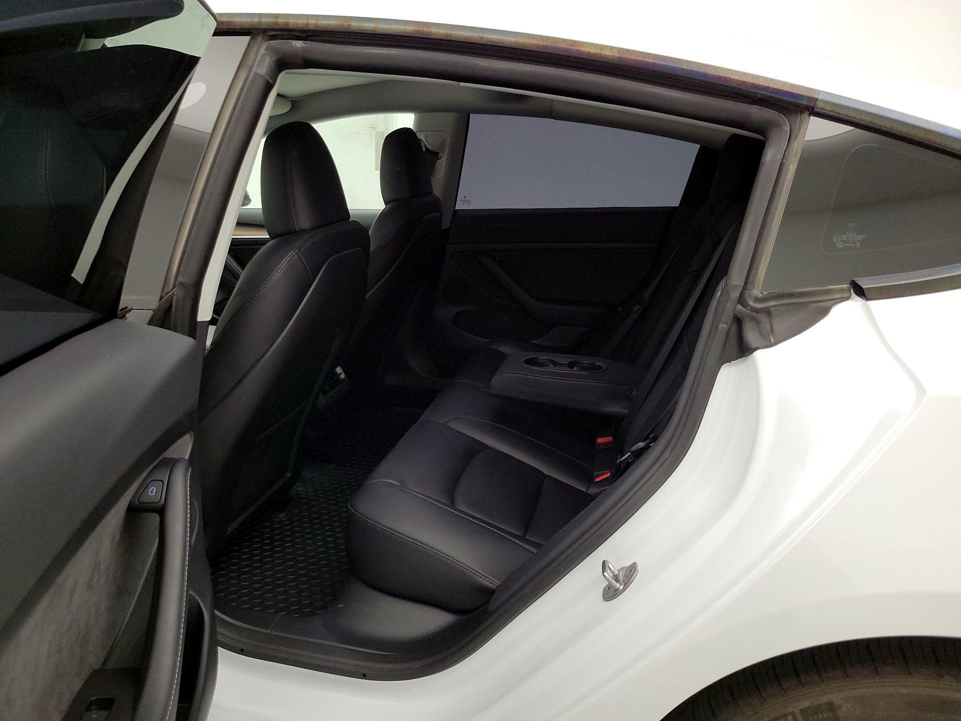 Thumbnail: 2023 Tesla Model 3 - 18