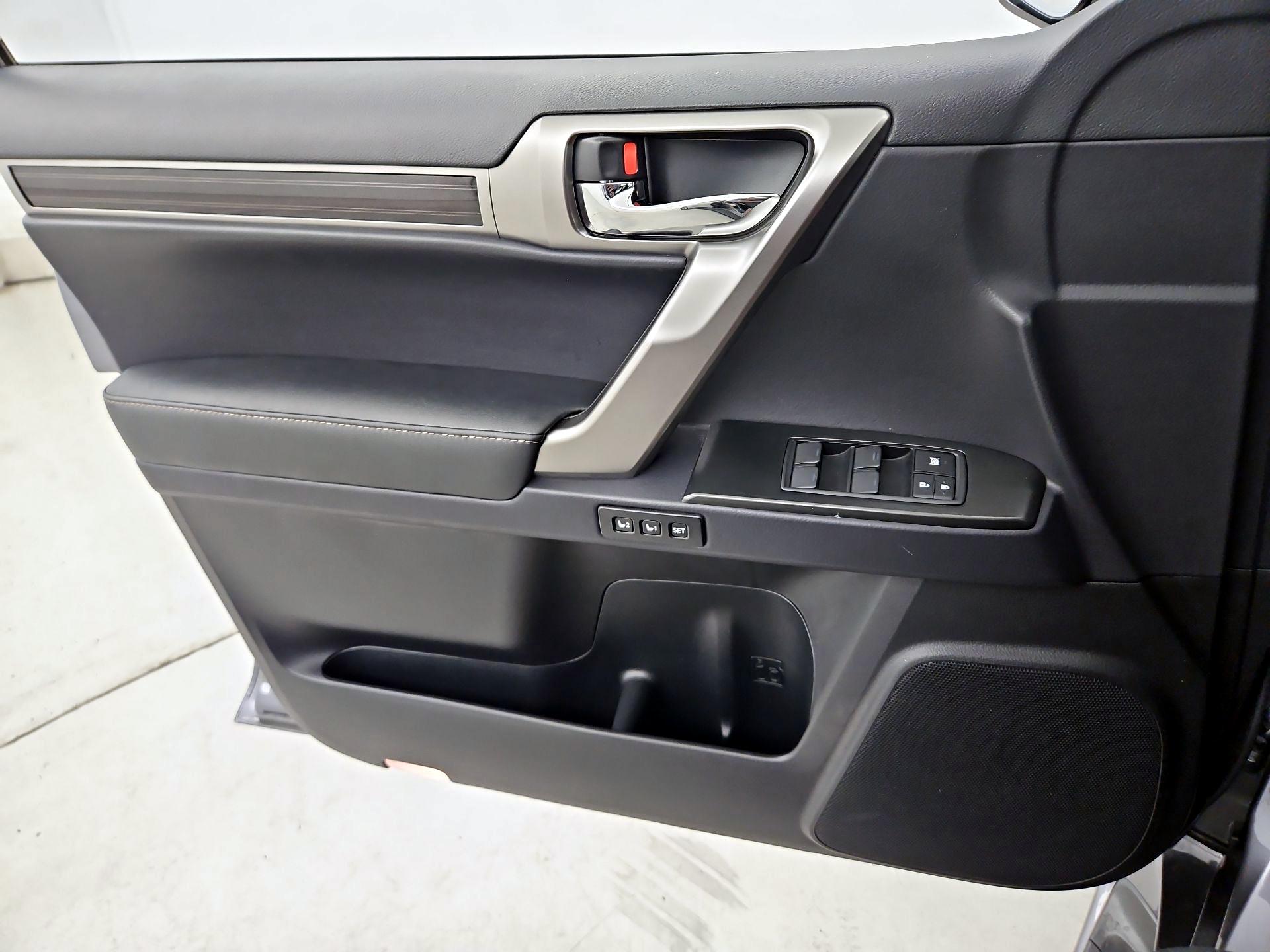 Thumbnail: 2022 Lexus GX - 12