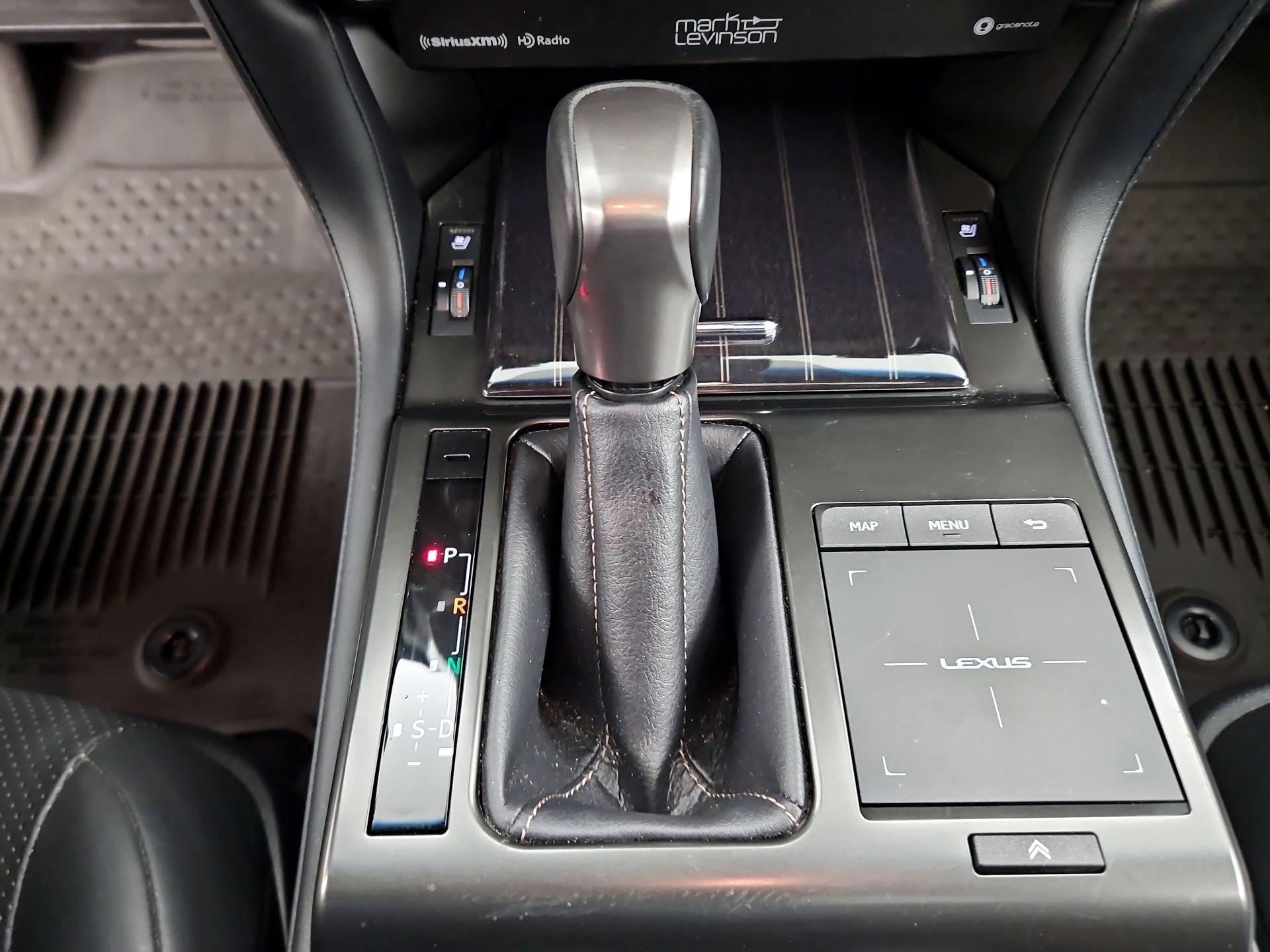 Thumbnail: 2022 Lexus GX - 18