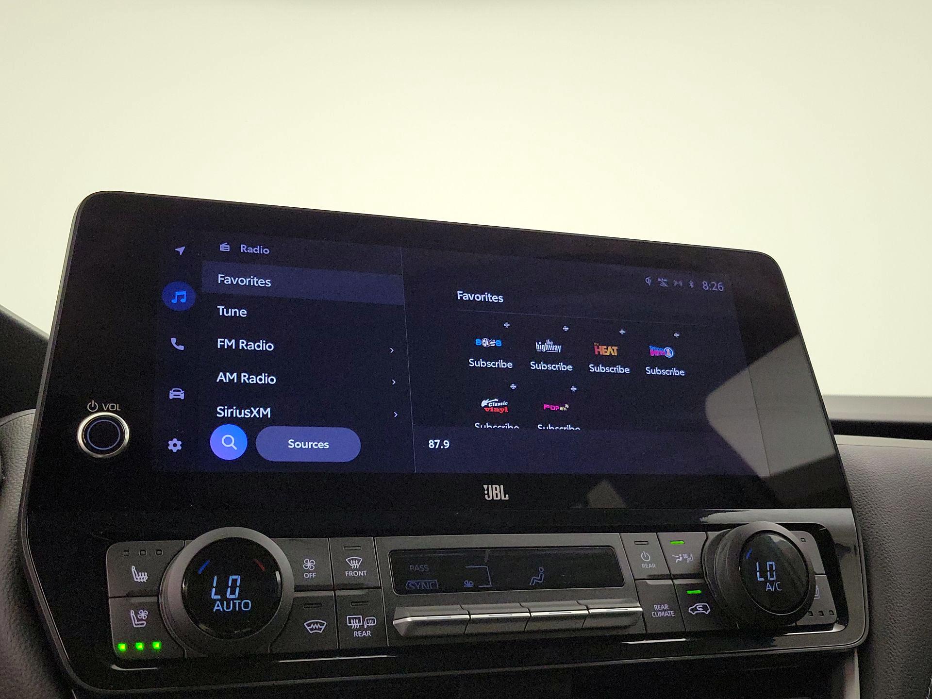 Thumbnail: 2024 Toyota Highlander - 15