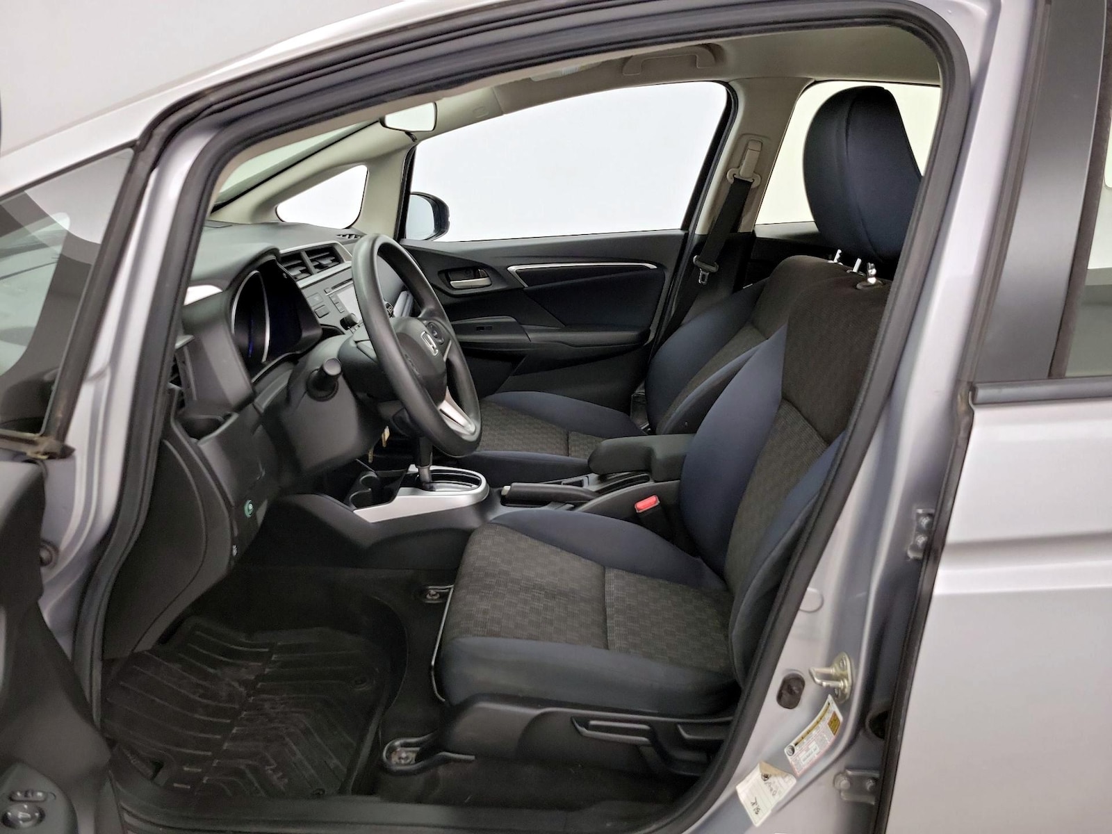2017 Honda Fit LX - Photo 12