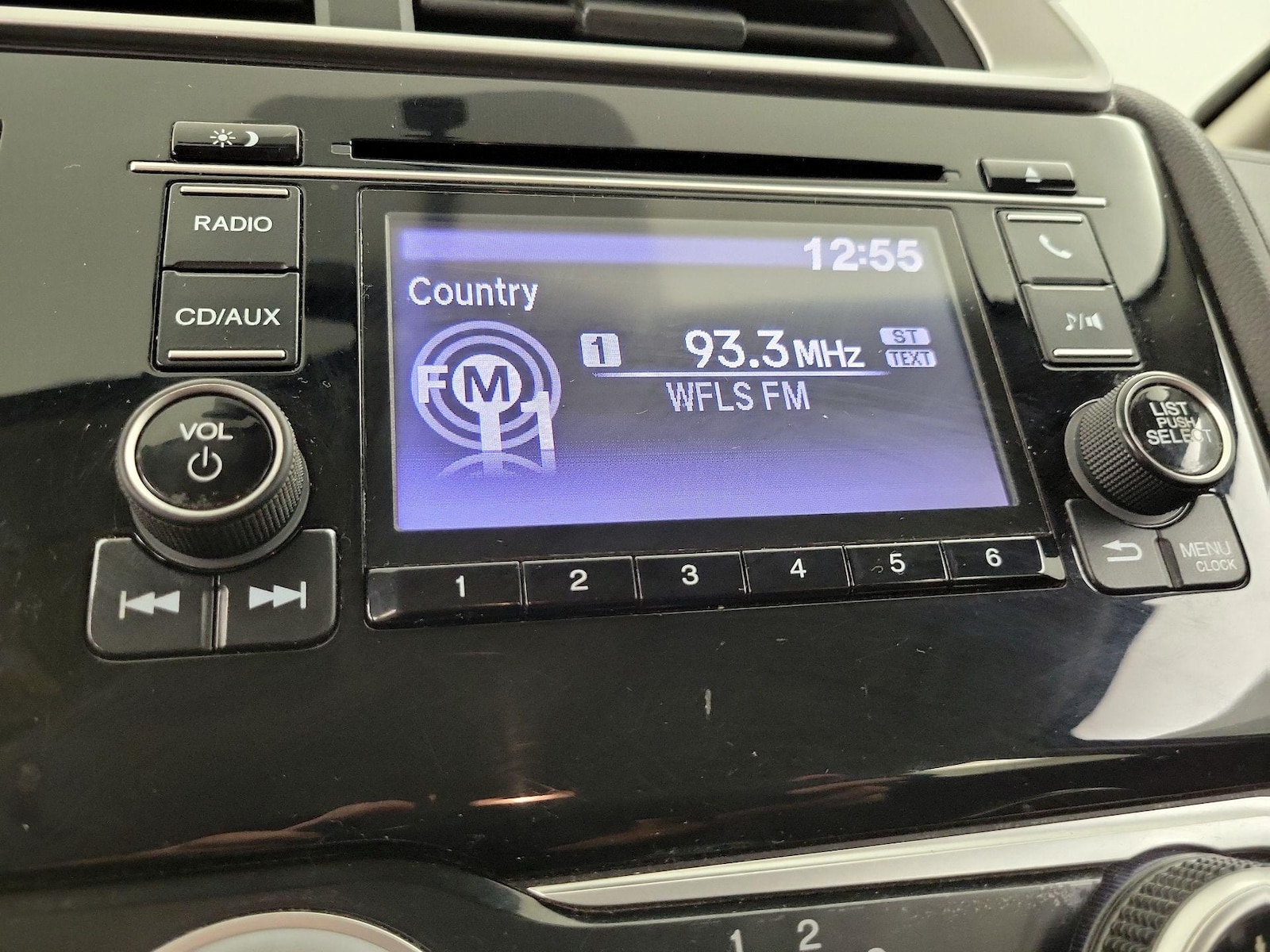 2017 Honda Fit LX - Photo 16