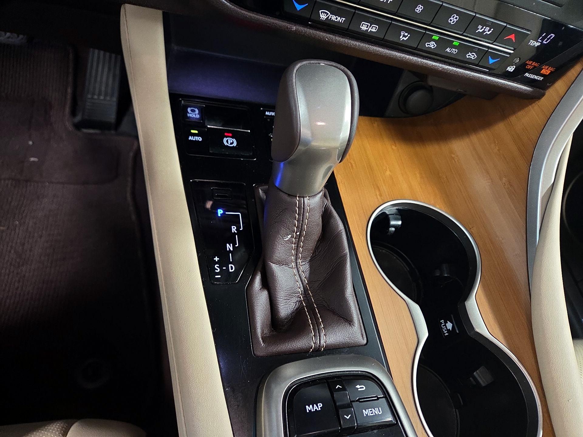 Thumbnail: 2017 Lexus RX - 18