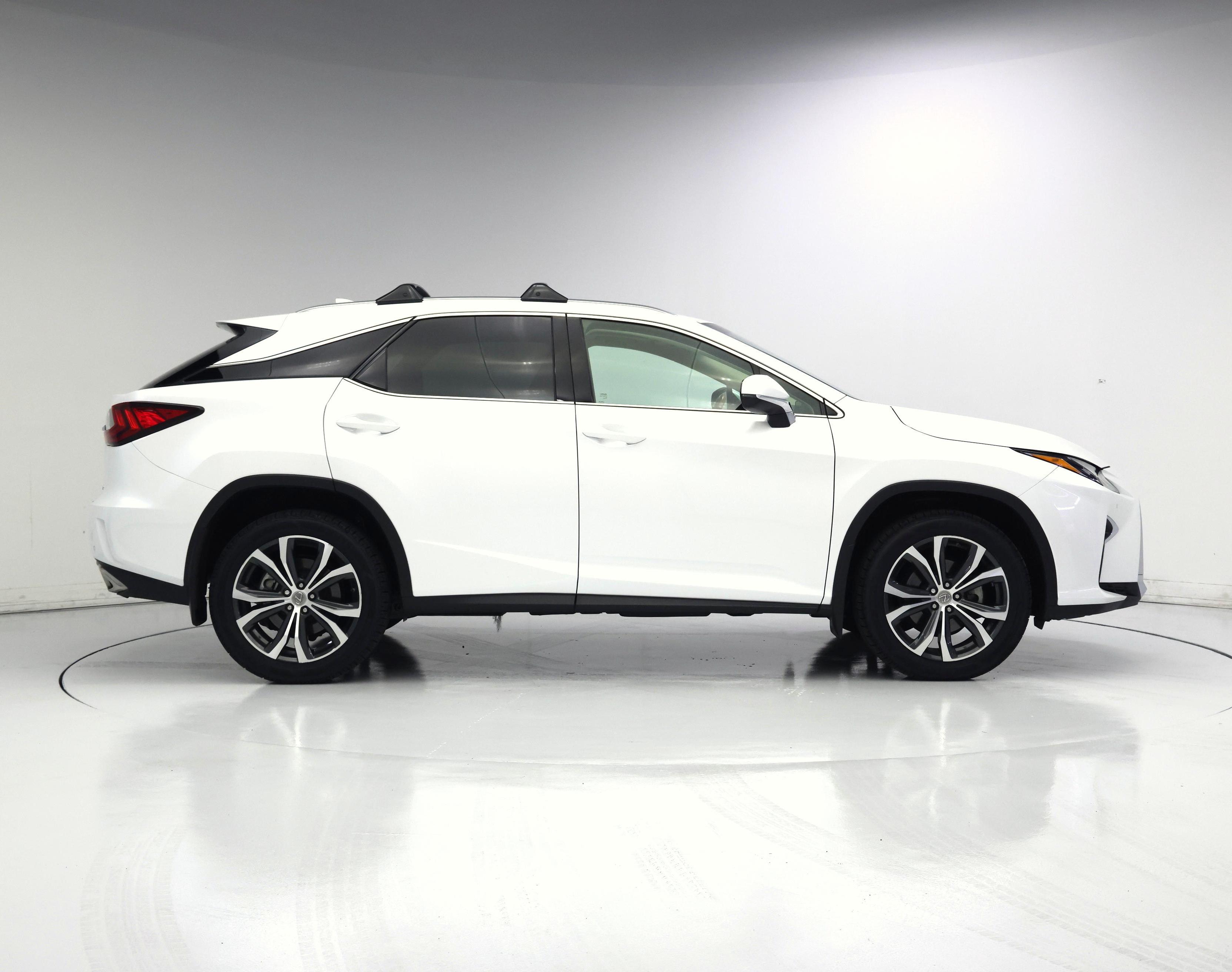 Thumbnail: 2017 Lexus RX - 7