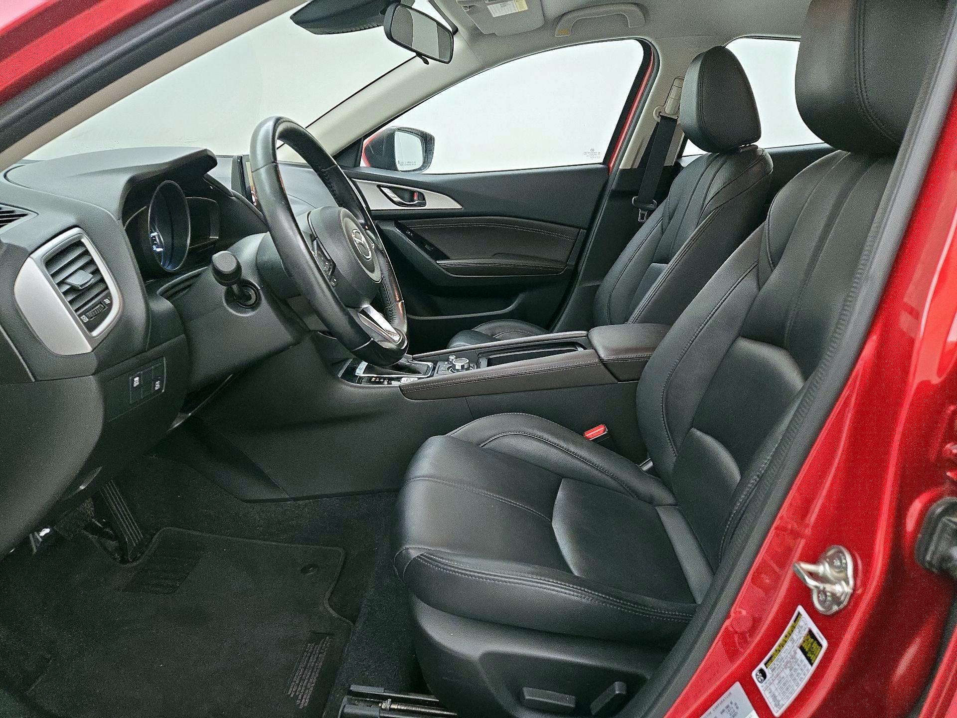 Thumbnail: 2017 Mazda Mazda3 - 11