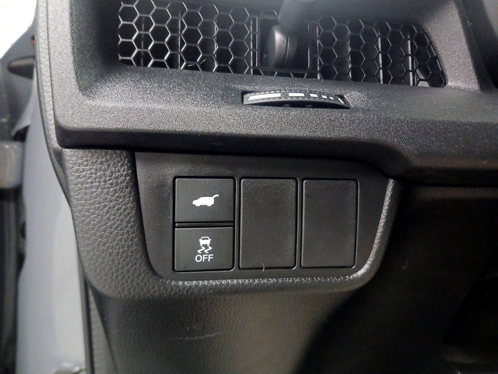 2025 Honda CR-V Sport-L - Photo 14