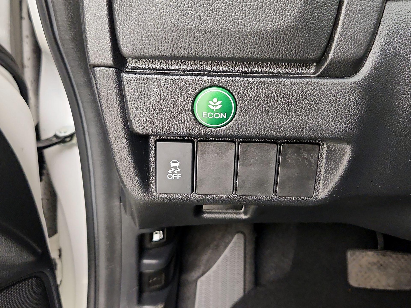 2020 Honda Fit LX - Photo 14