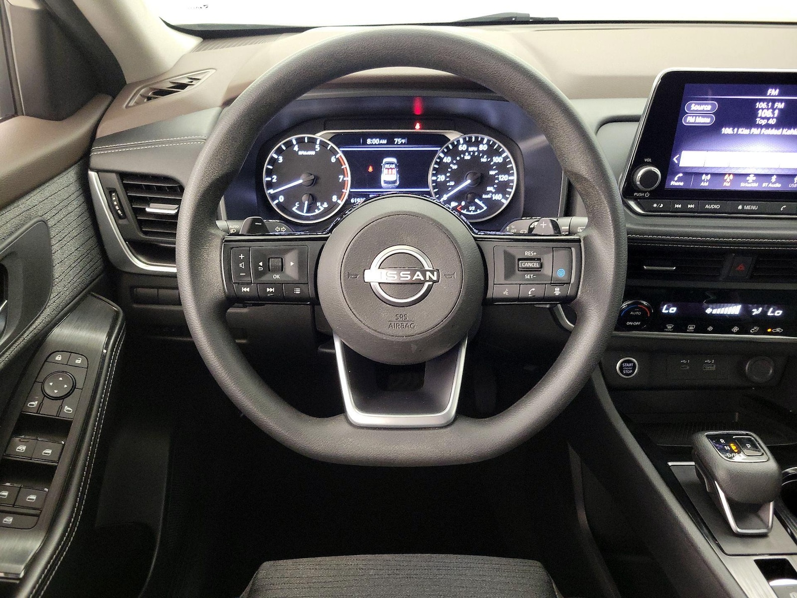 2023 Nissan Rogue SV - Photo 11