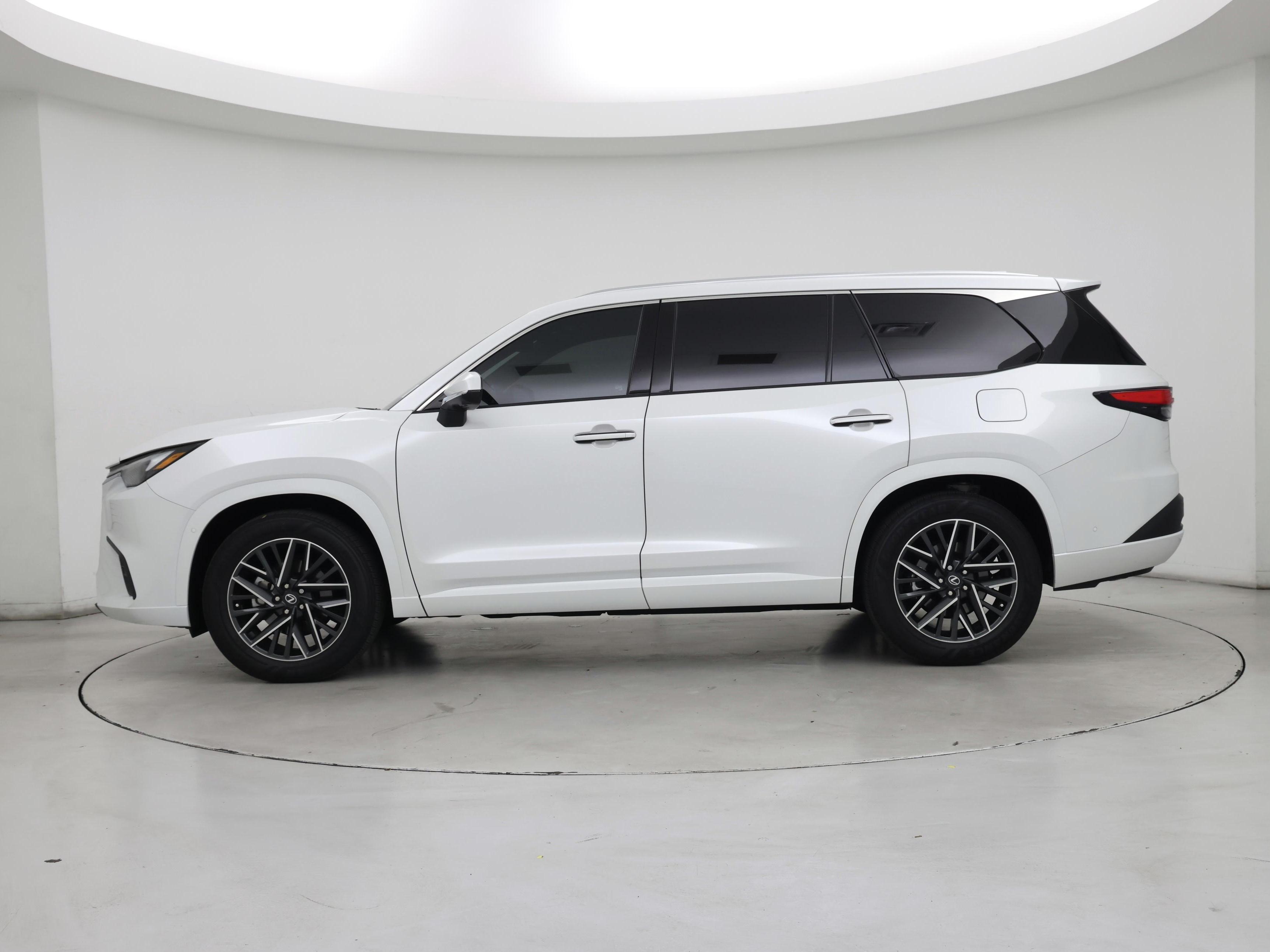 Thumbnail: 2026 Lexus TX - 3