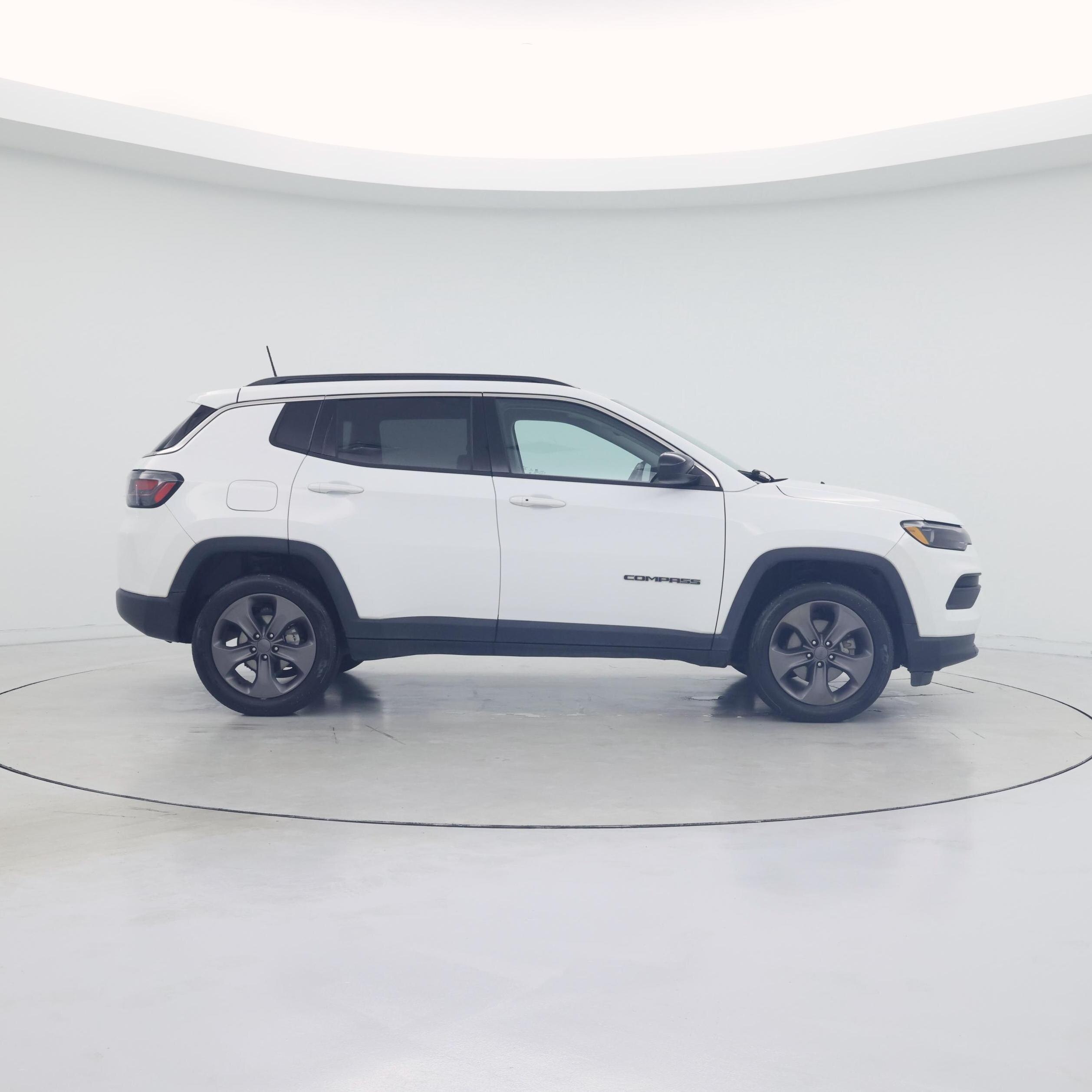 Thumbnail: 2022 Jeep Compass - 7
