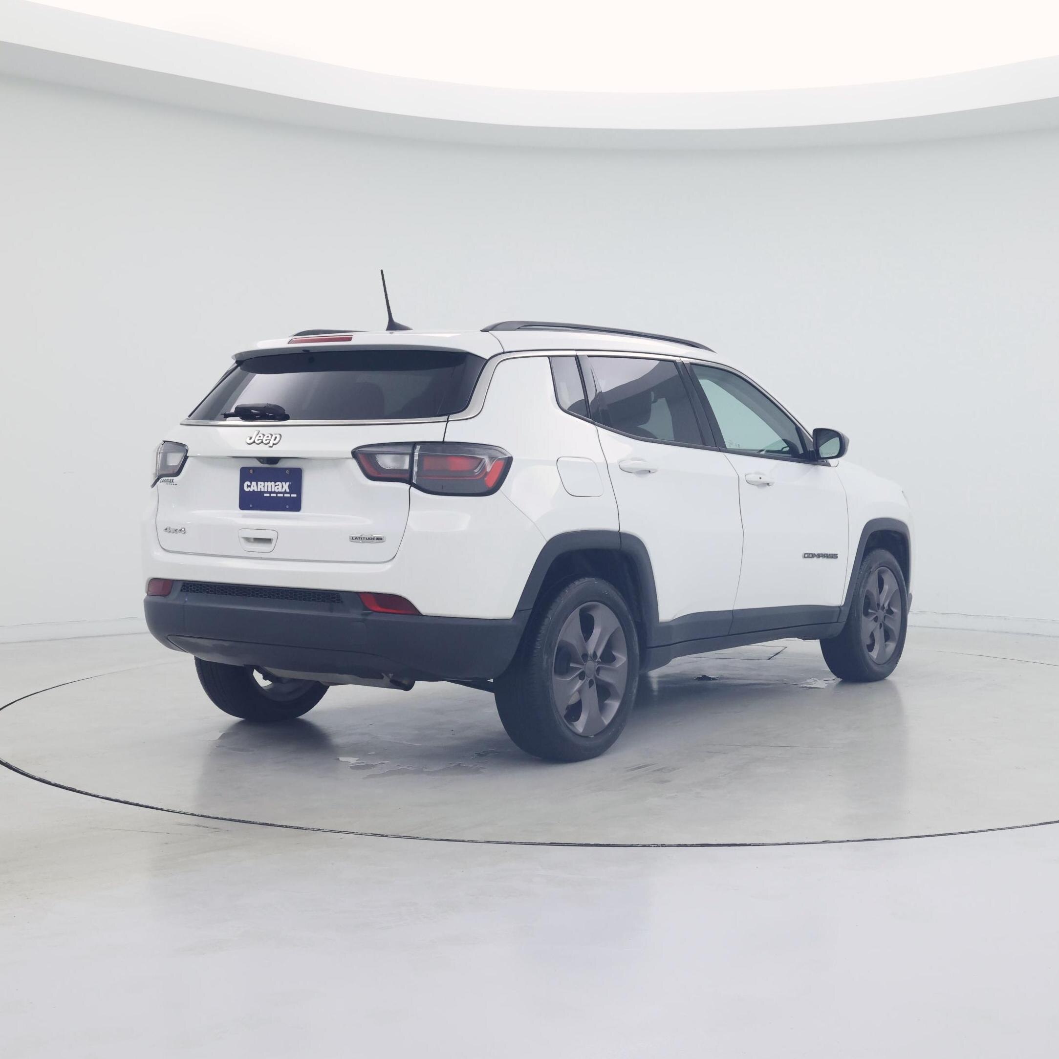 Thumbnail: 2022 Jeep Compass - 8