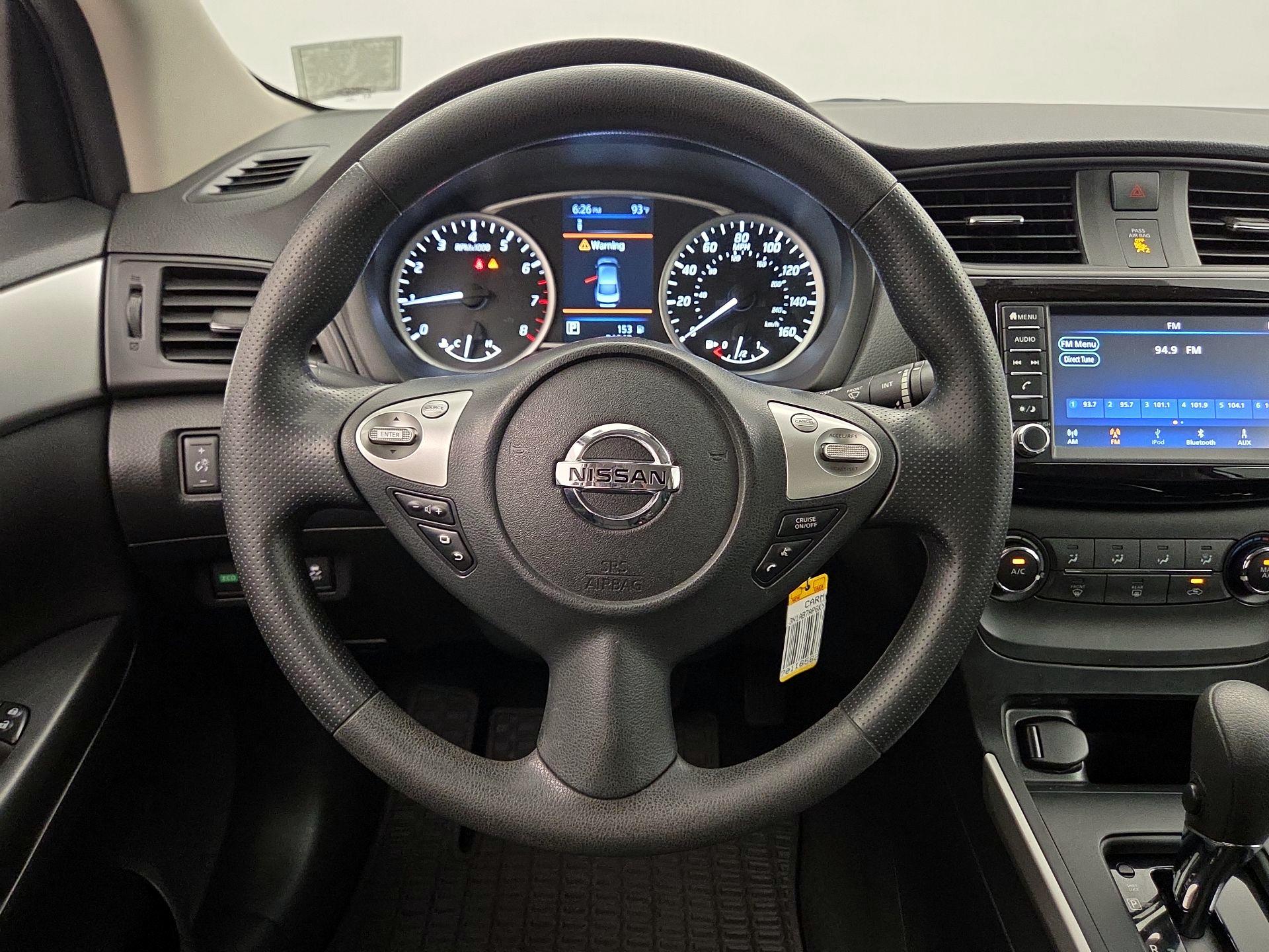 Thumbnail: 2019 Nissan Sentra - 10