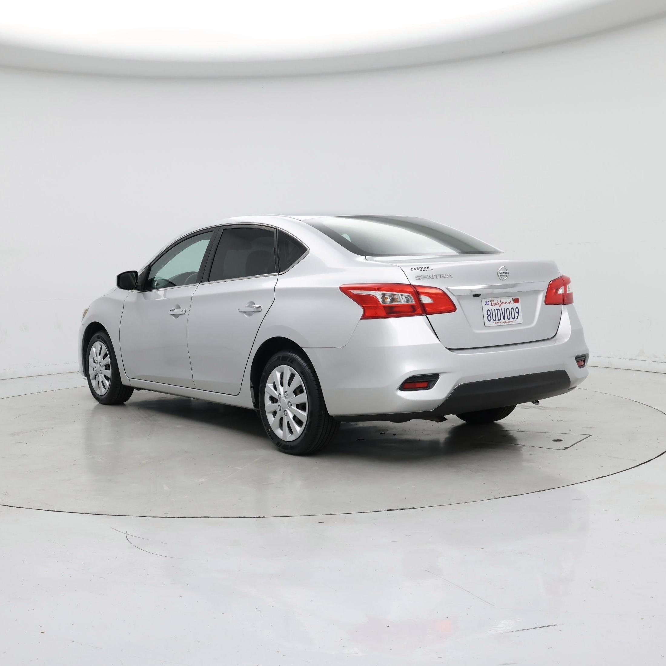 Thumbnail: 2019 Nissan Sentra - 2