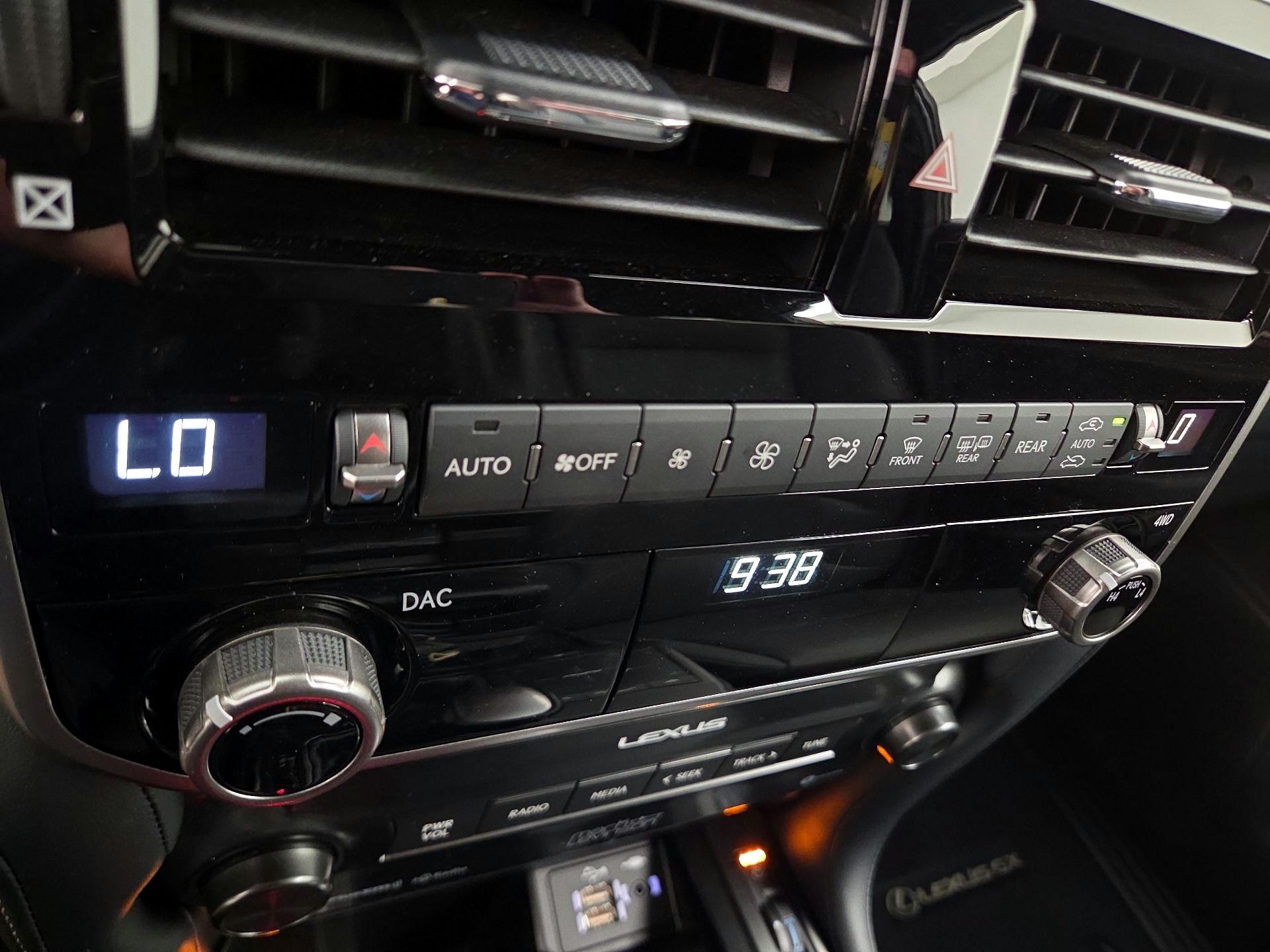 Thumbnail: 2023 Lexus GX - 17