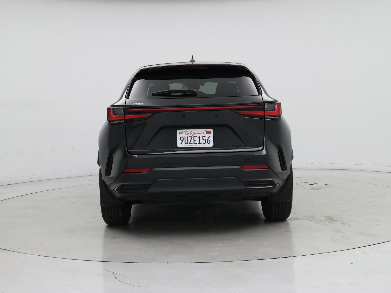 2025 Lexus NX 250 - Photo 7