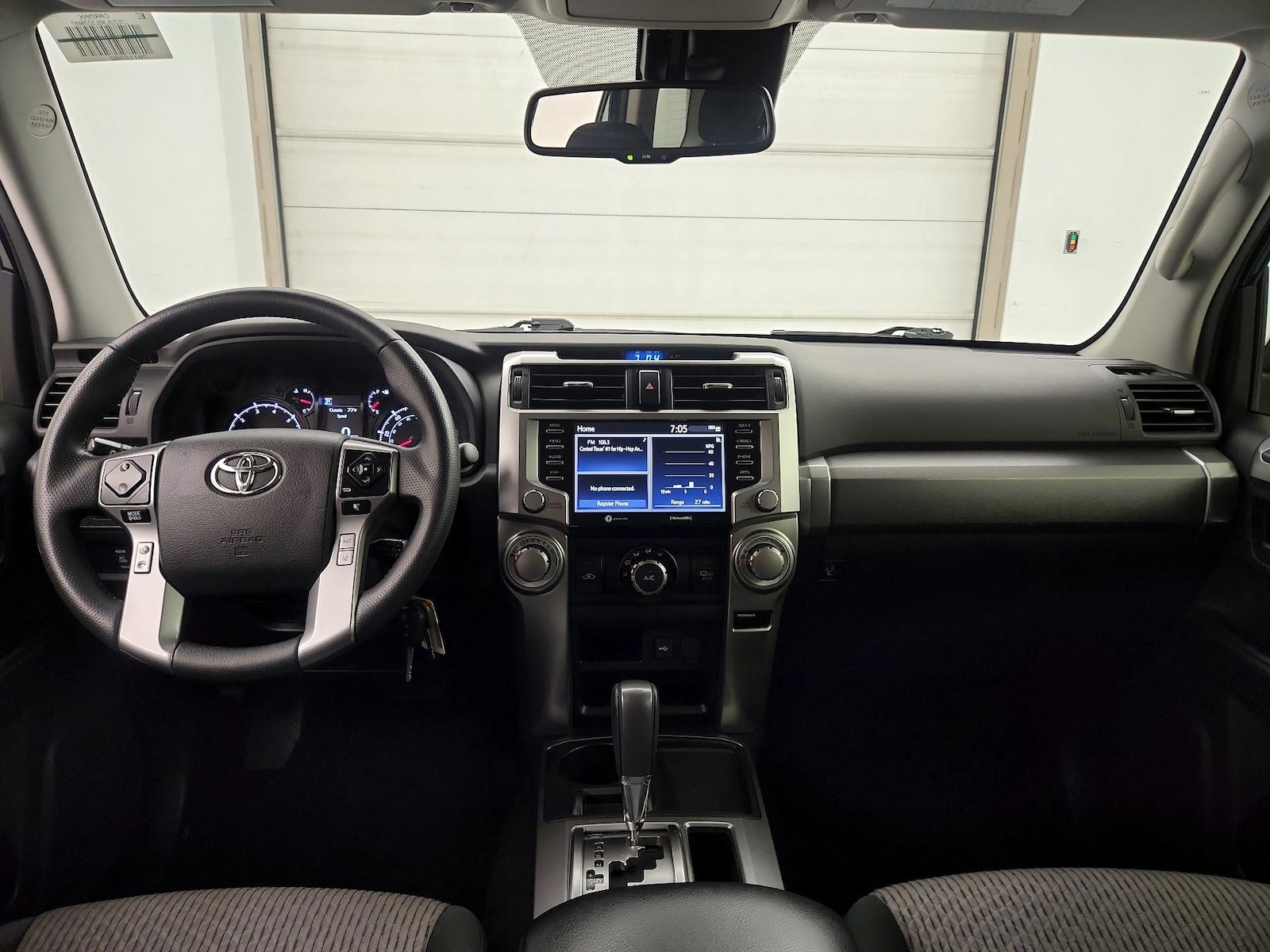 2020 Toyota 4Runner SR5 - Photo 10