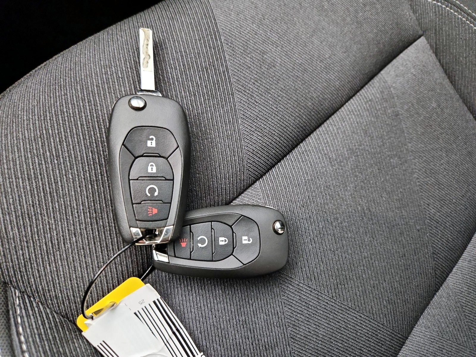 2025 Chevrolet Trax LS - Photo 23