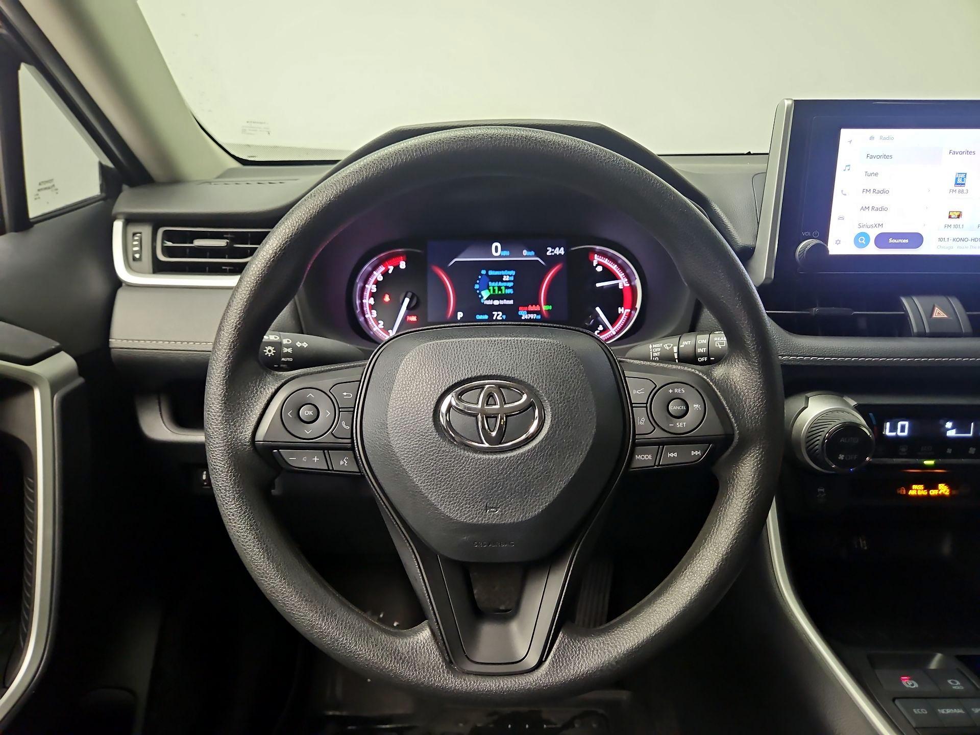 Thumbnail: 2024 Toyota RAV4 - 10