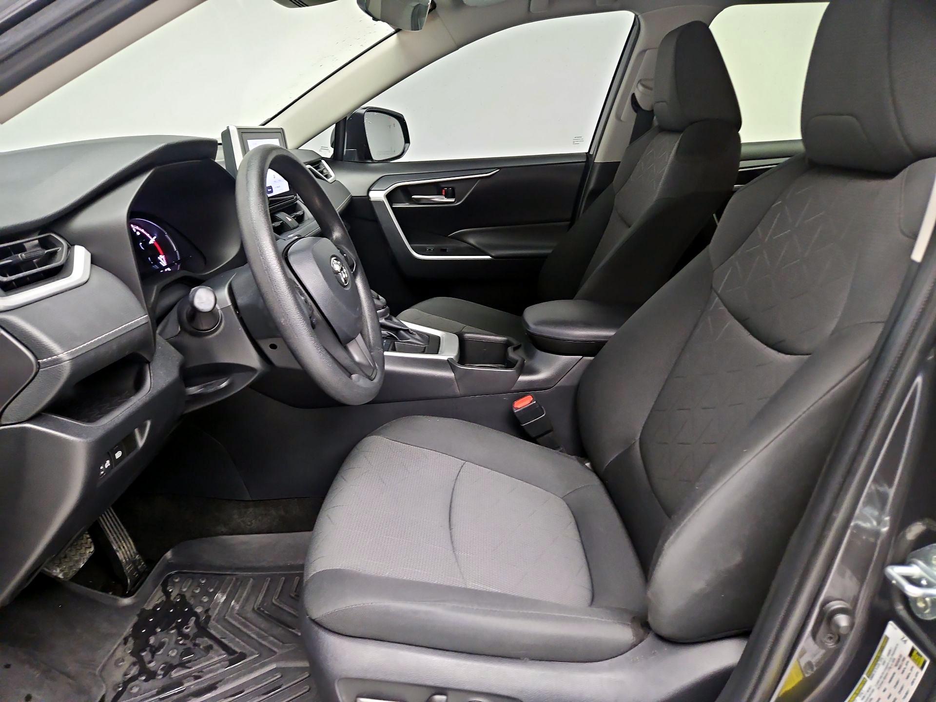 Thumbnail: 2024 Toyota RAV4 - 11