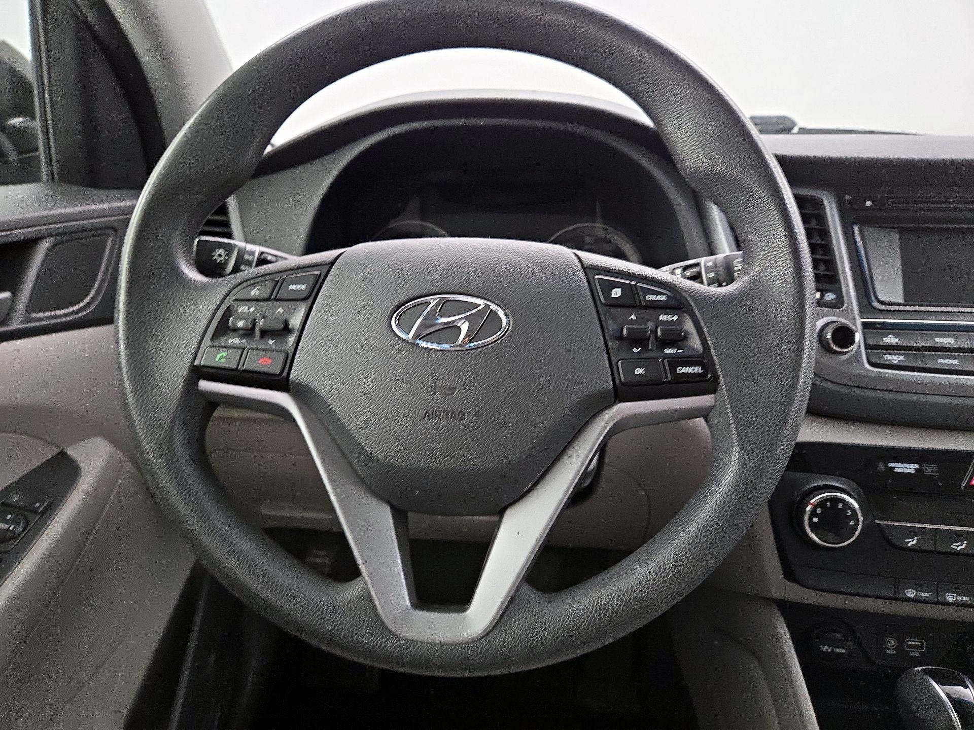 Thumbnail: 2017 Hyundai Tucson - 10