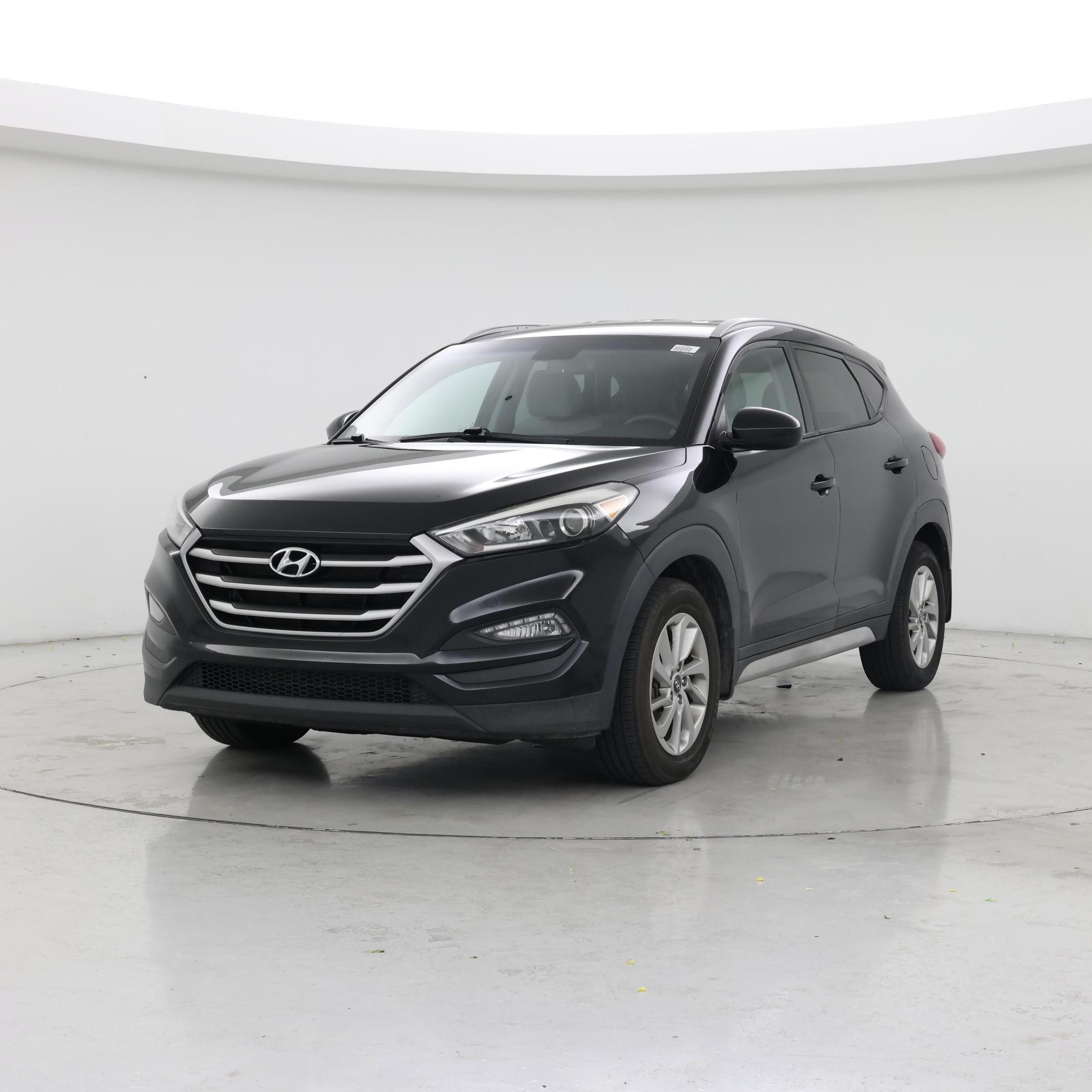 Thumbnail: 2017 Hyundai Tucson - 4