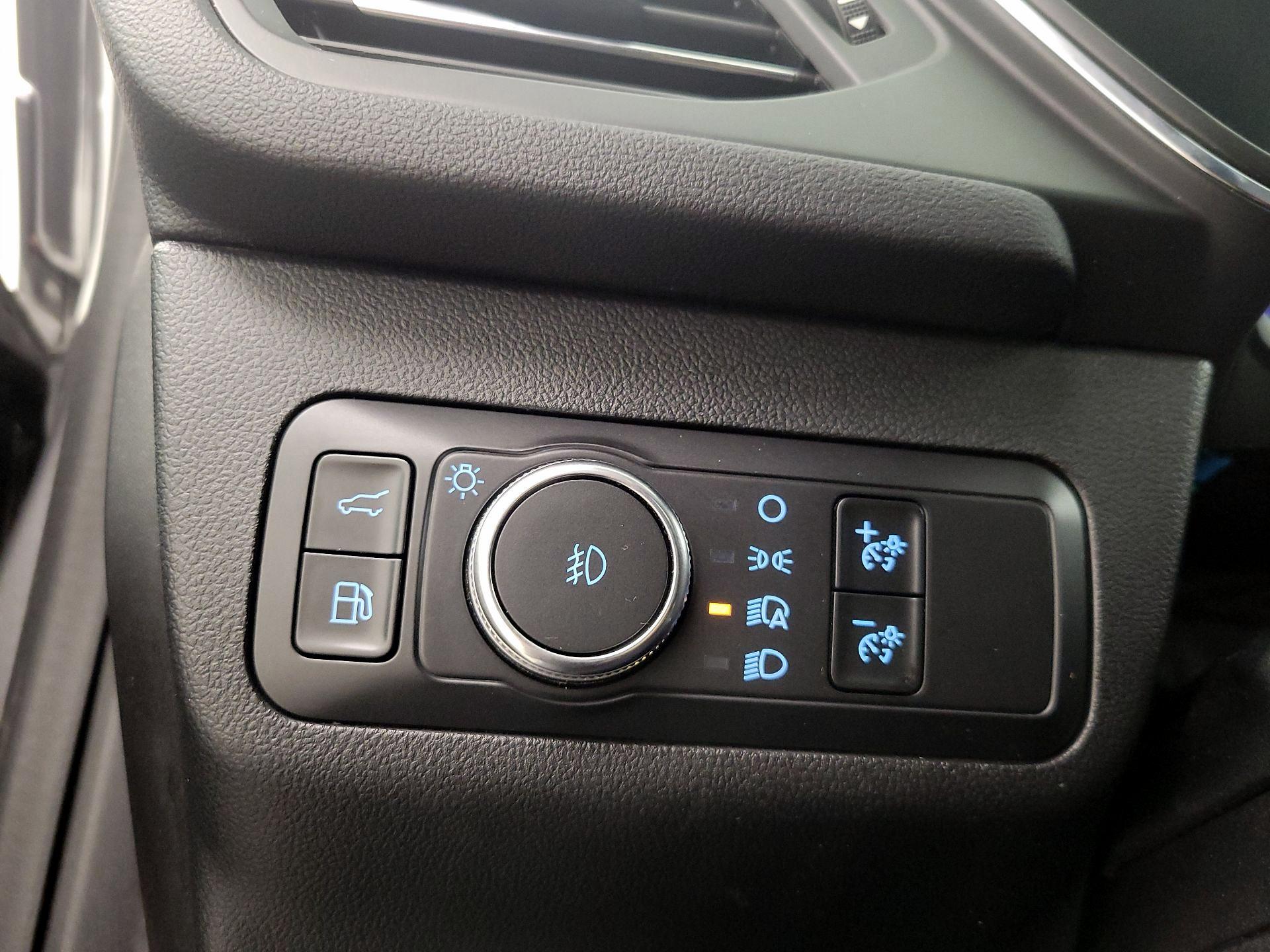 Thumbnail: 2021 Ford Escape - 13