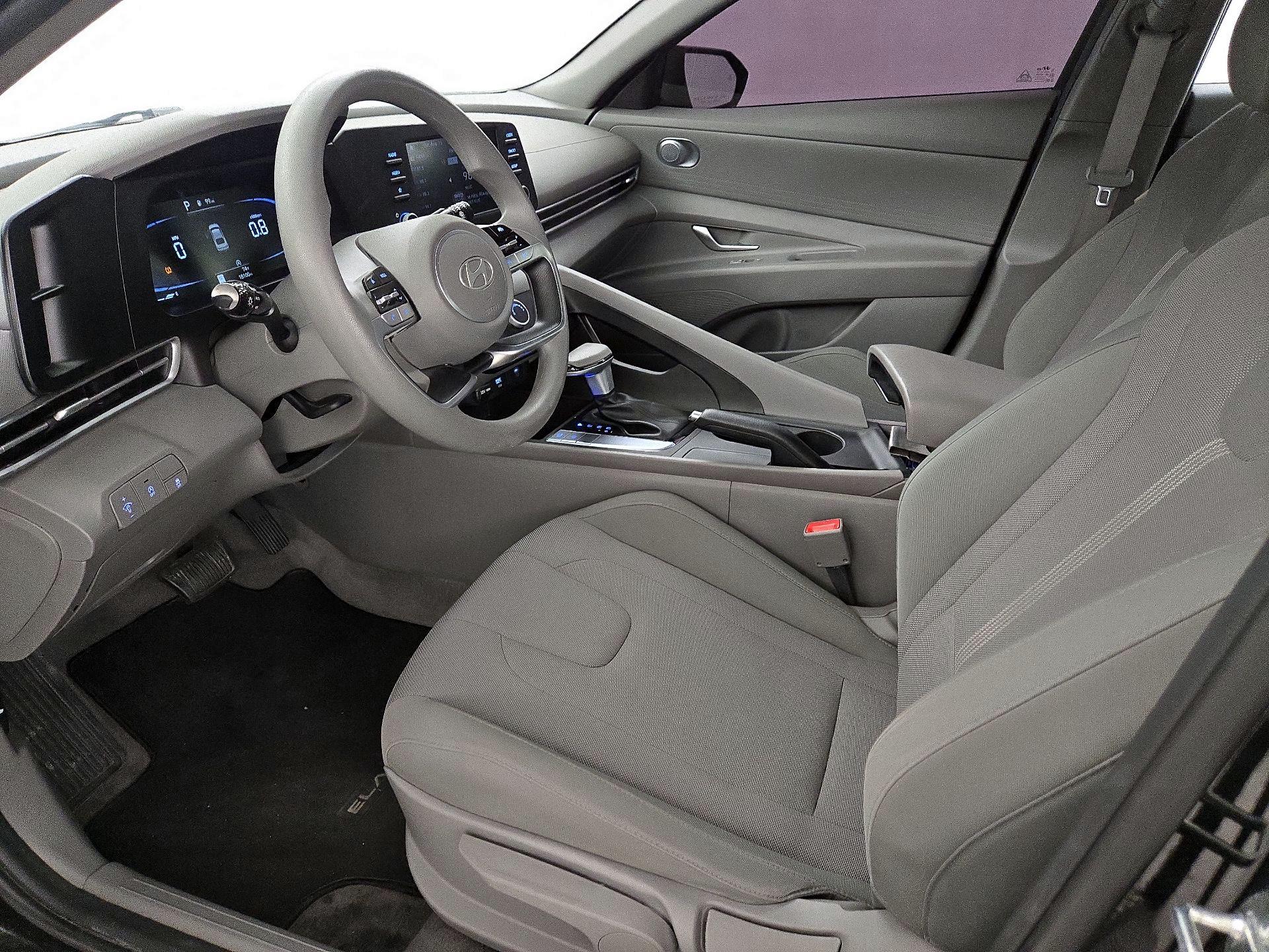 Thumbnail: 2024 Hyundai Elantra - 11