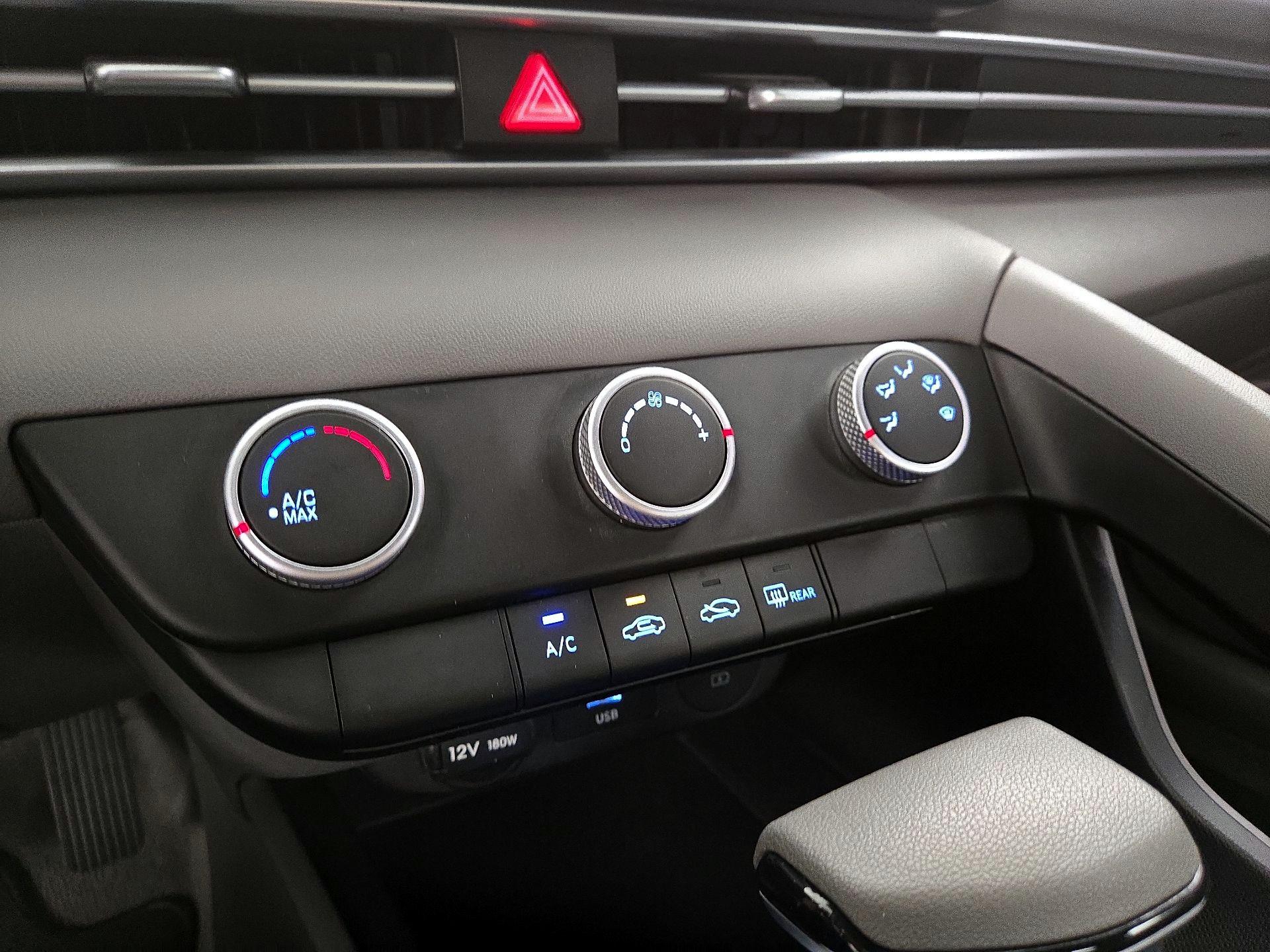 Thumbnail: 2024 Hyundai Elantra - 16