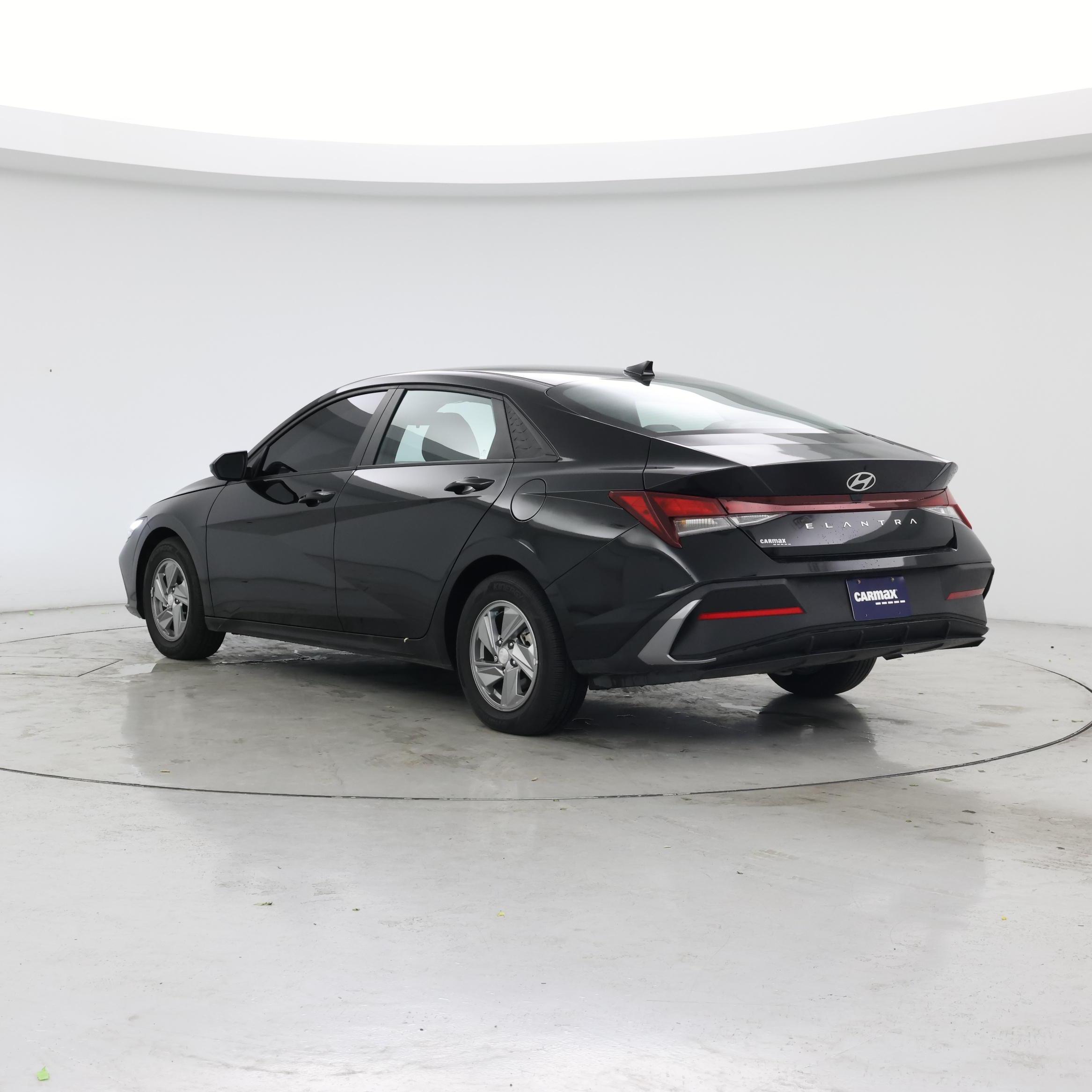 Thumbnail: 2024 Hyundai Elantra - 2