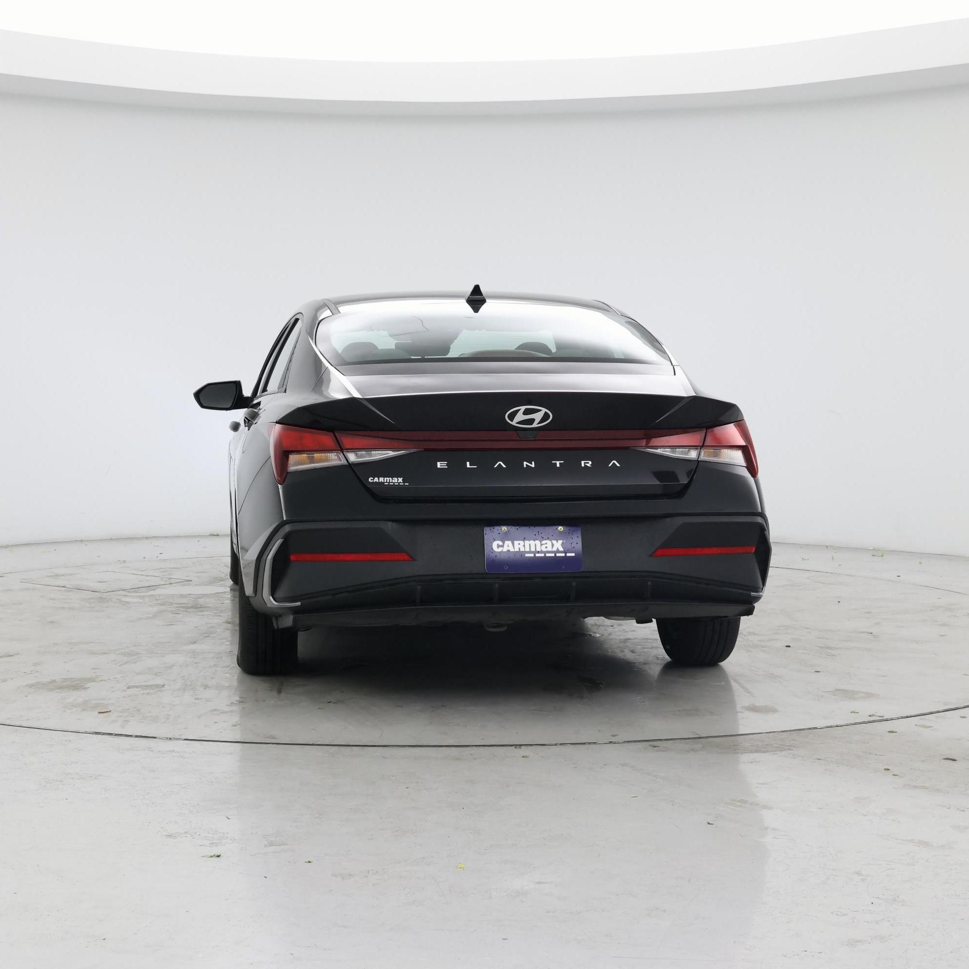 Thumbnail: 2024 Hyundai Elantra - 6
