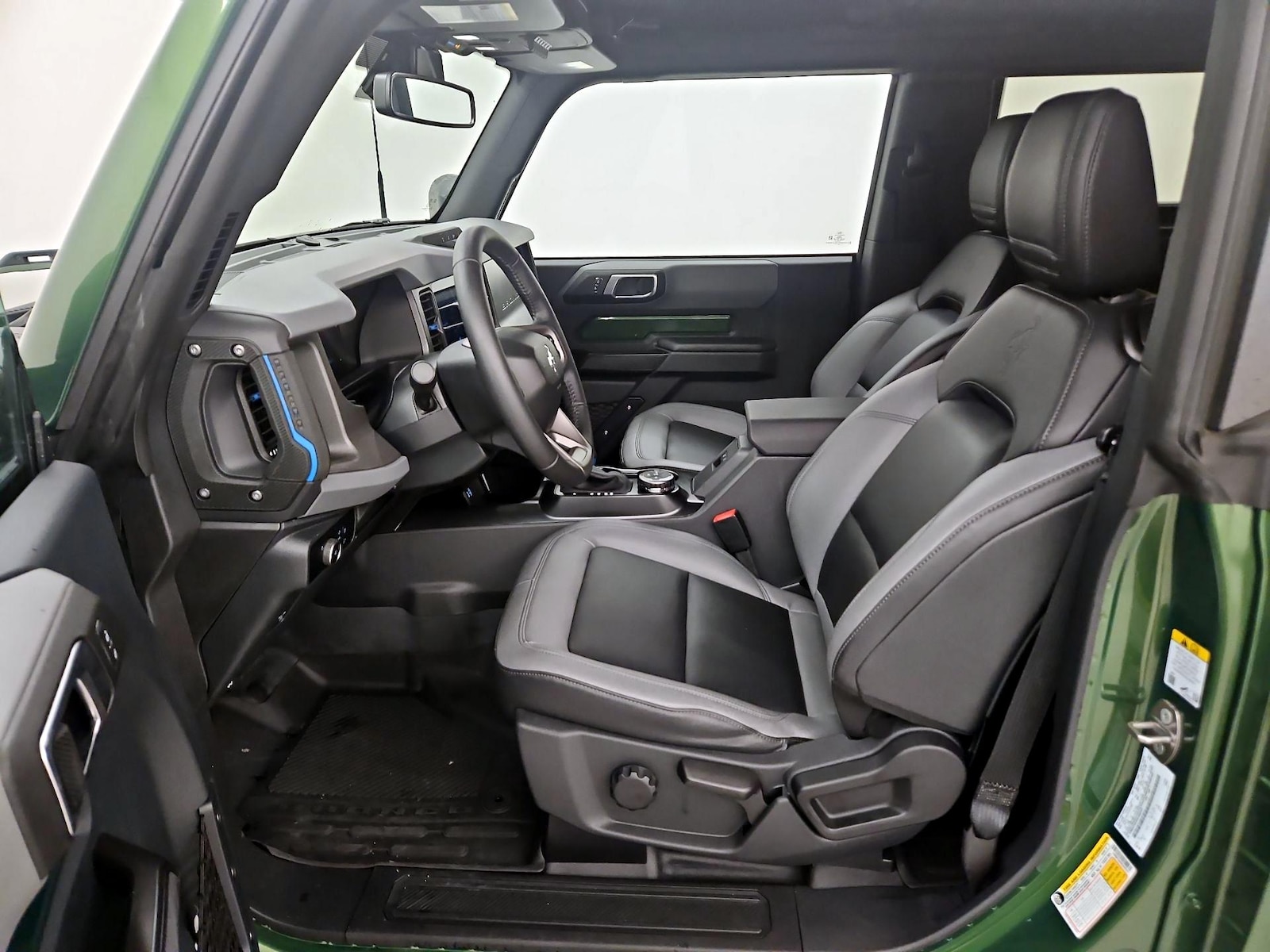 2024 Ford Bronco 2-Door Black Diamond - Photo 12
