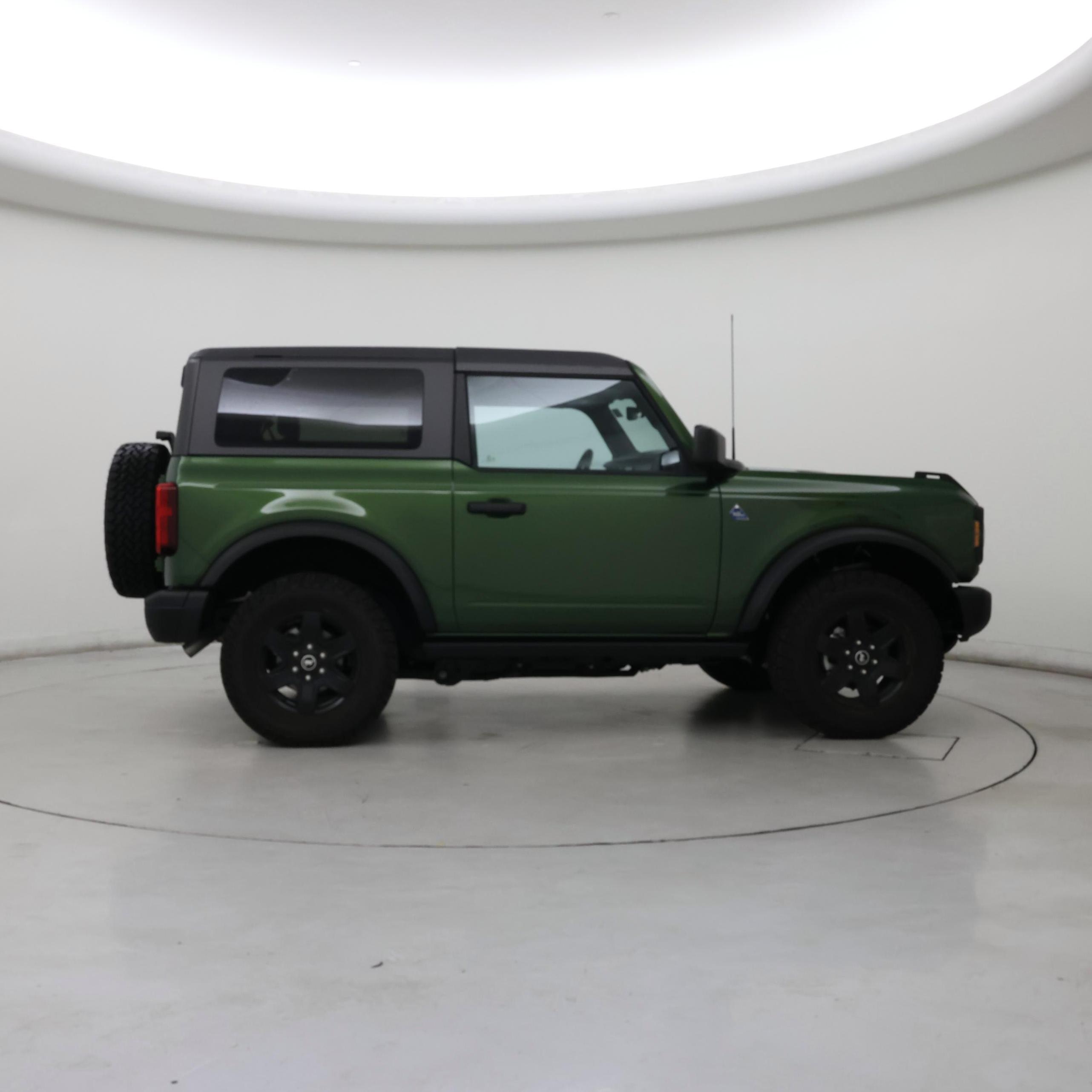 Thumbnail: 2024 Ford Bronco - 7