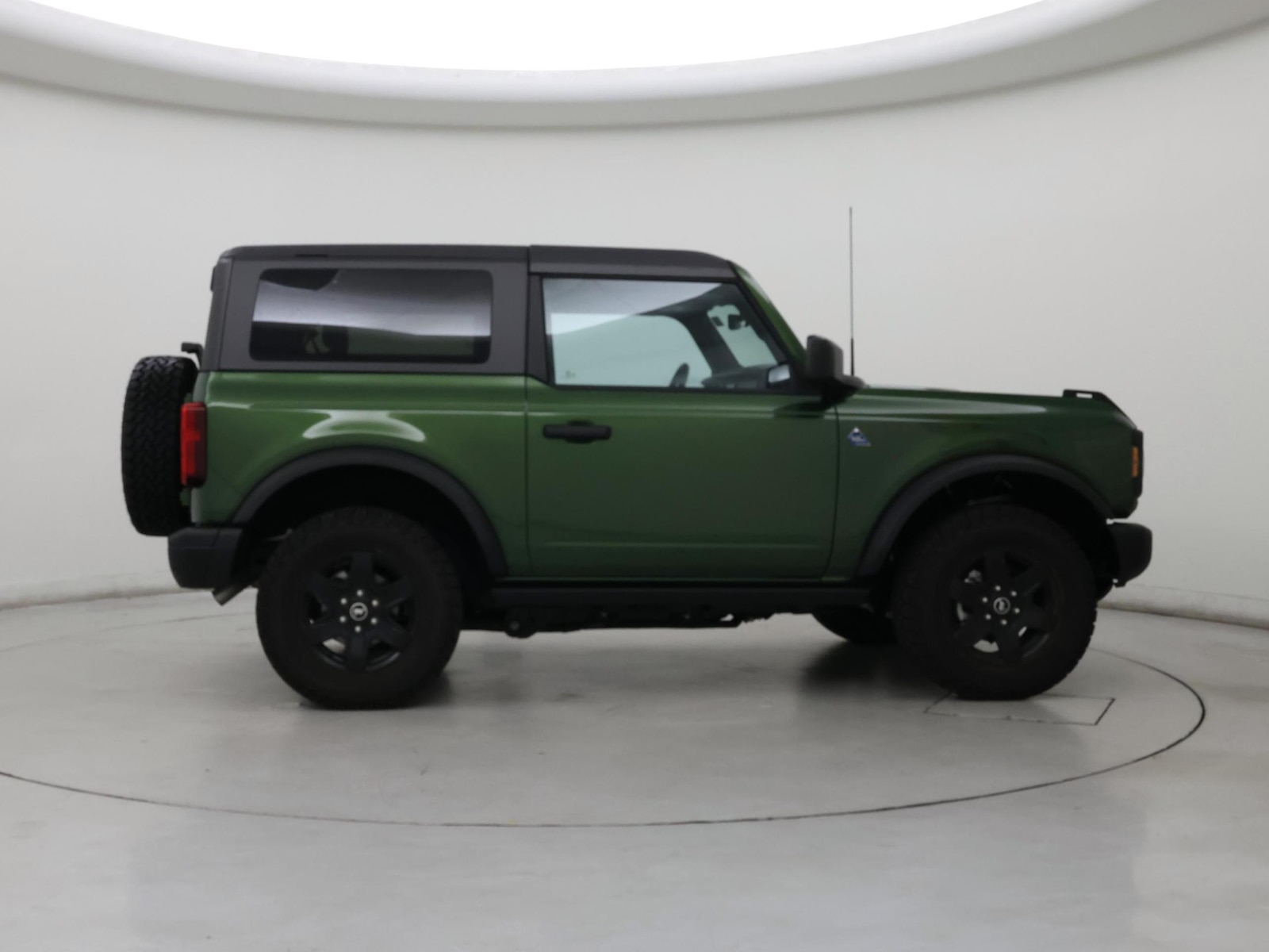 2024 Ford Bronco 2-Door Black Diamond - Photo 8