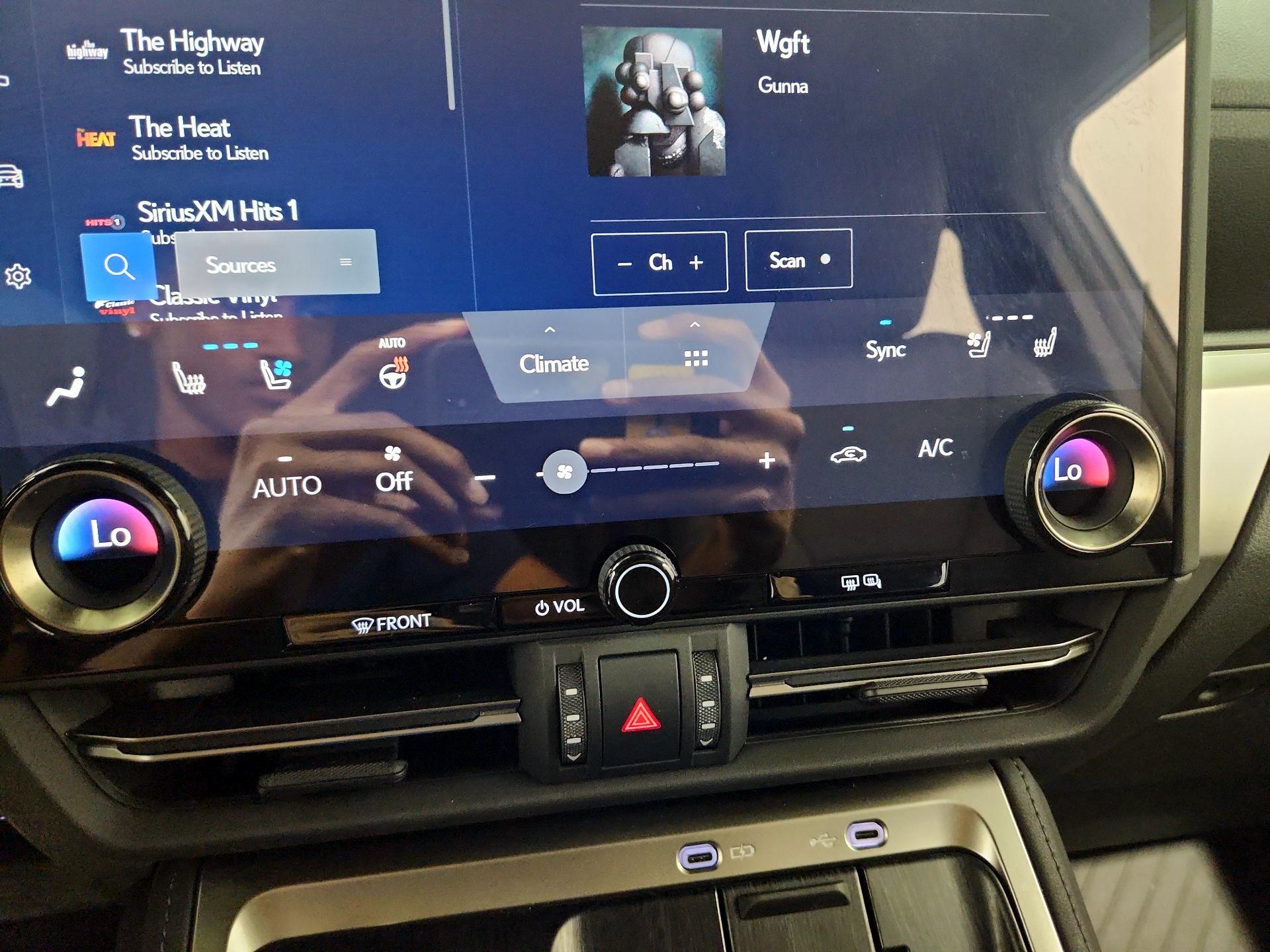 Thumbnail: 2025 Lexus GX - 16